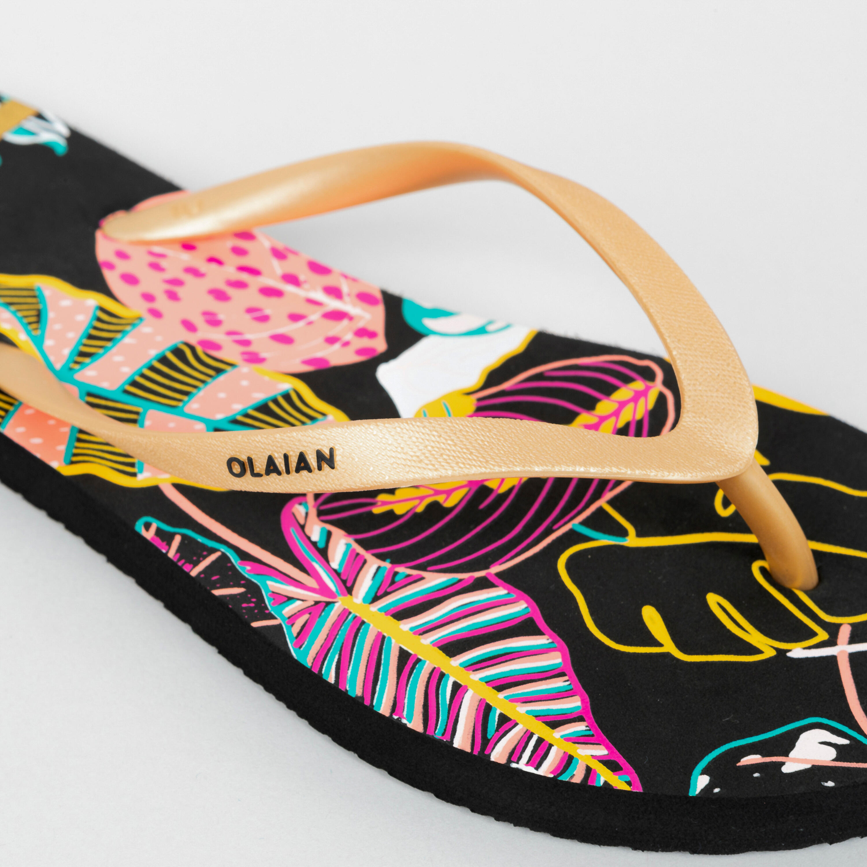 10055-women-s-flip-flops-120-1.jpg