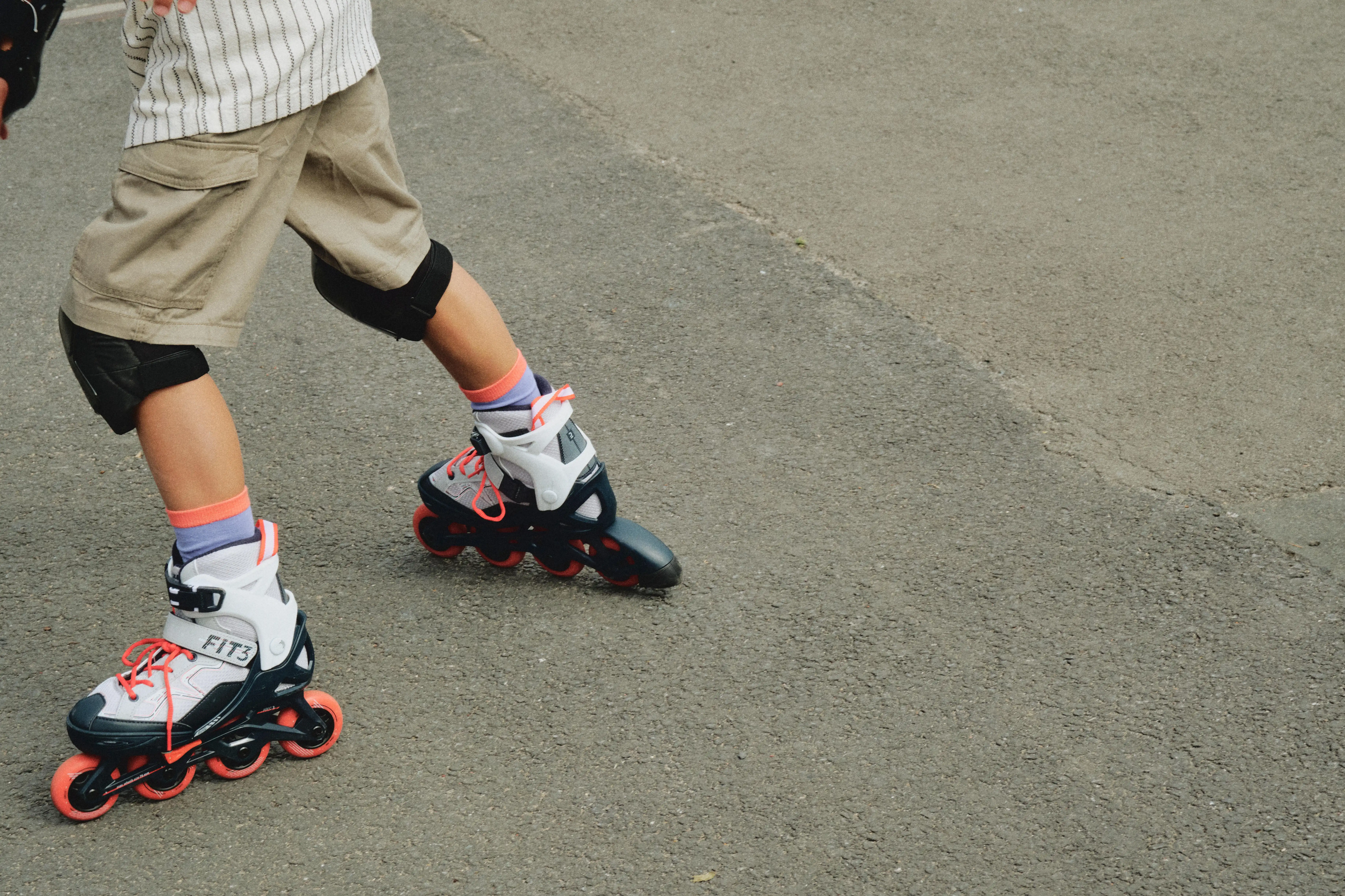 10366-kids-x27-adjustable-inline-skates-fit-3-1.jpg