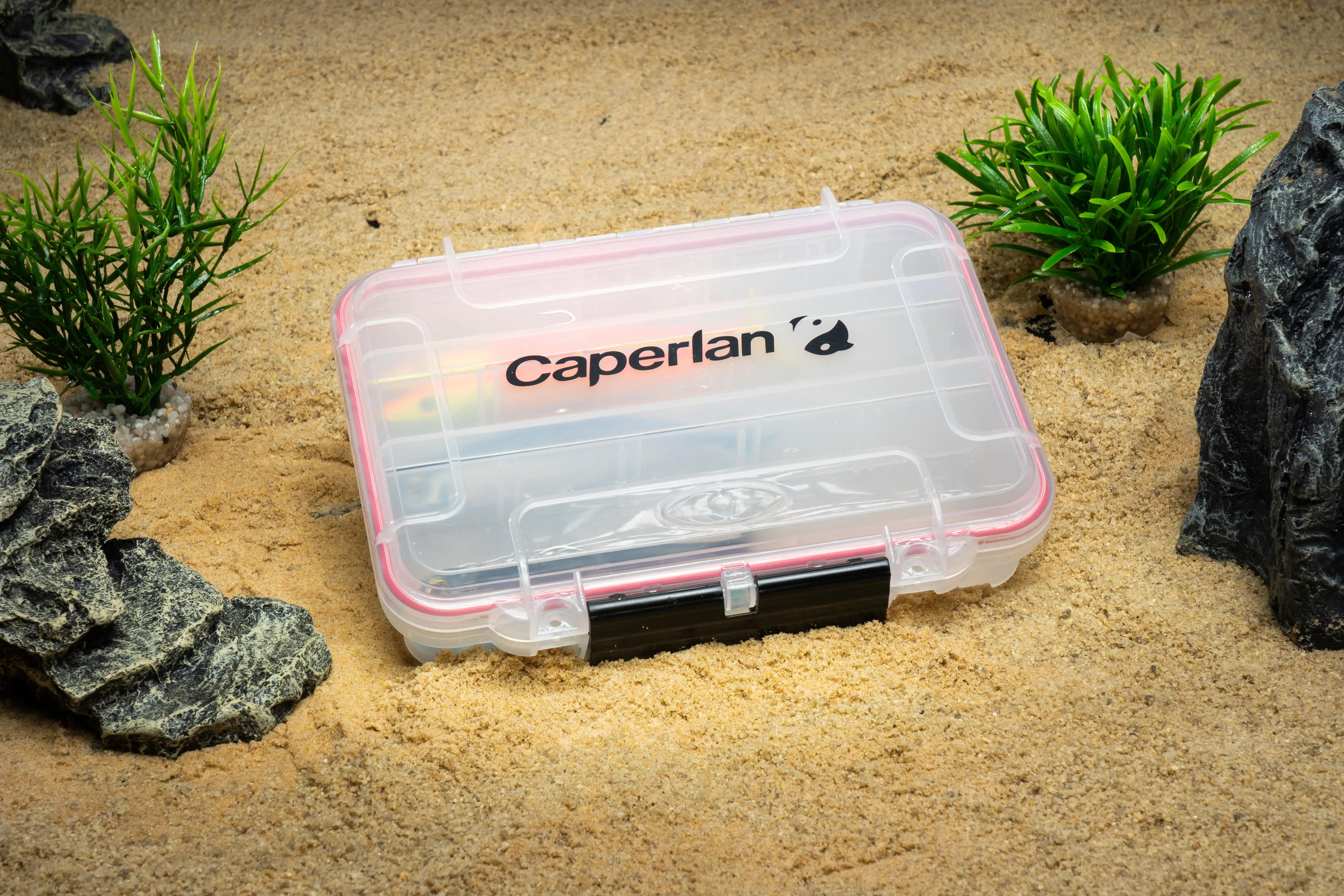 1041-waterproof-fishing-lure-box-size-l-1.jpg