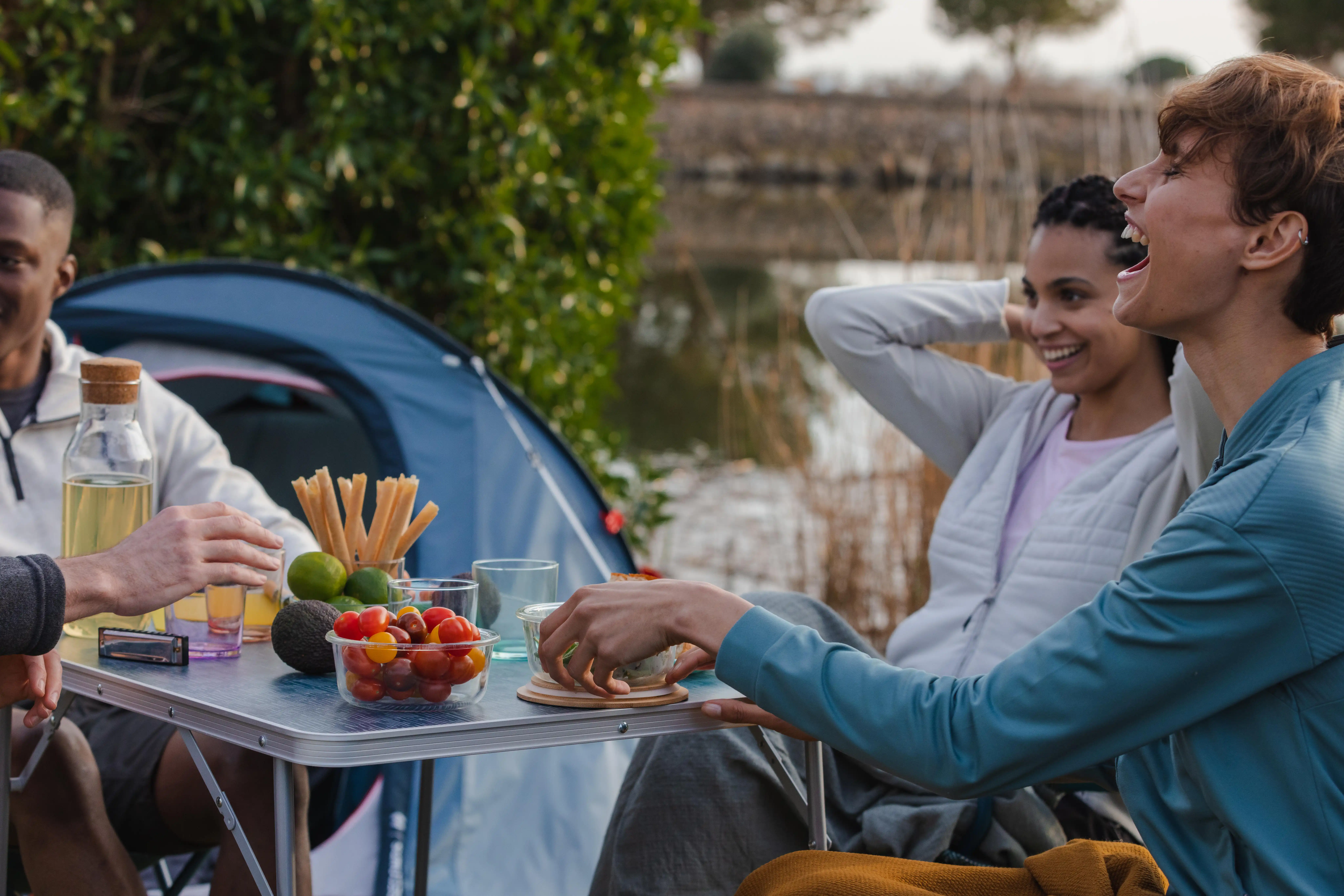 10618-2-4-person-camping-folding-table-1.jpg
