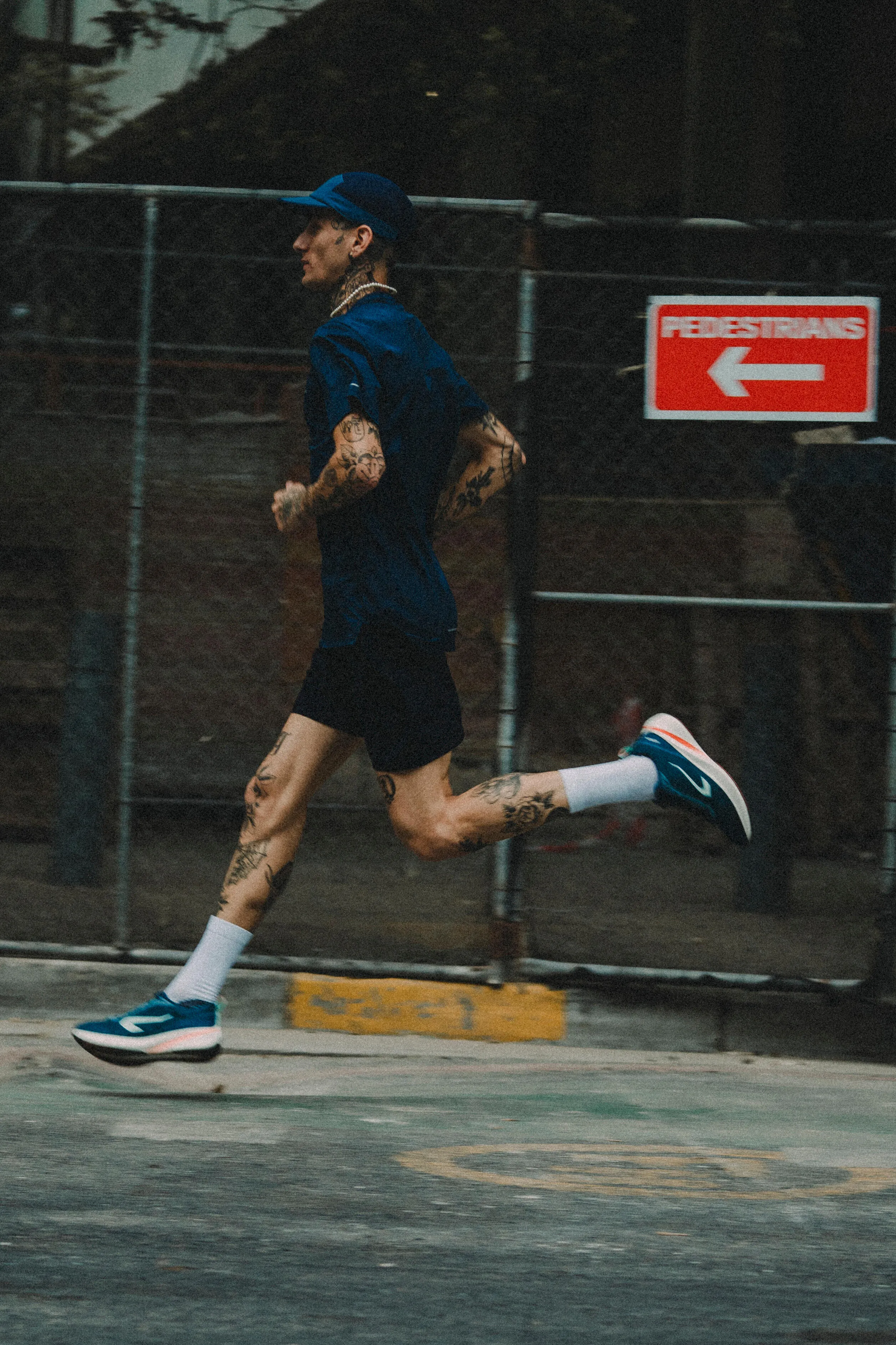 10677-men-s-breathable-running-shorts-run-500-dry-1.jpg
