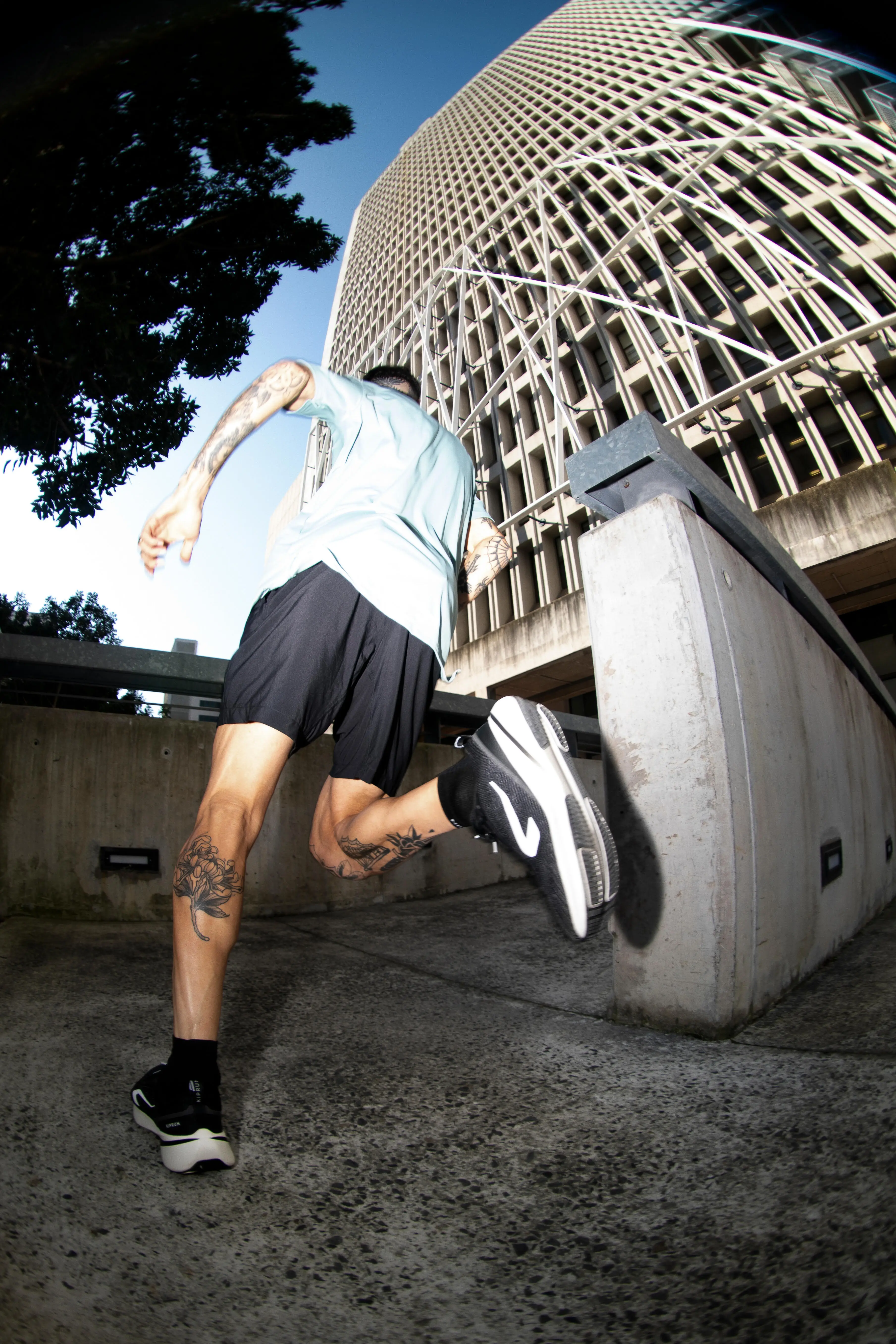 10677-men-s-breathable-running-shorts-run-500-dry-1.jpg