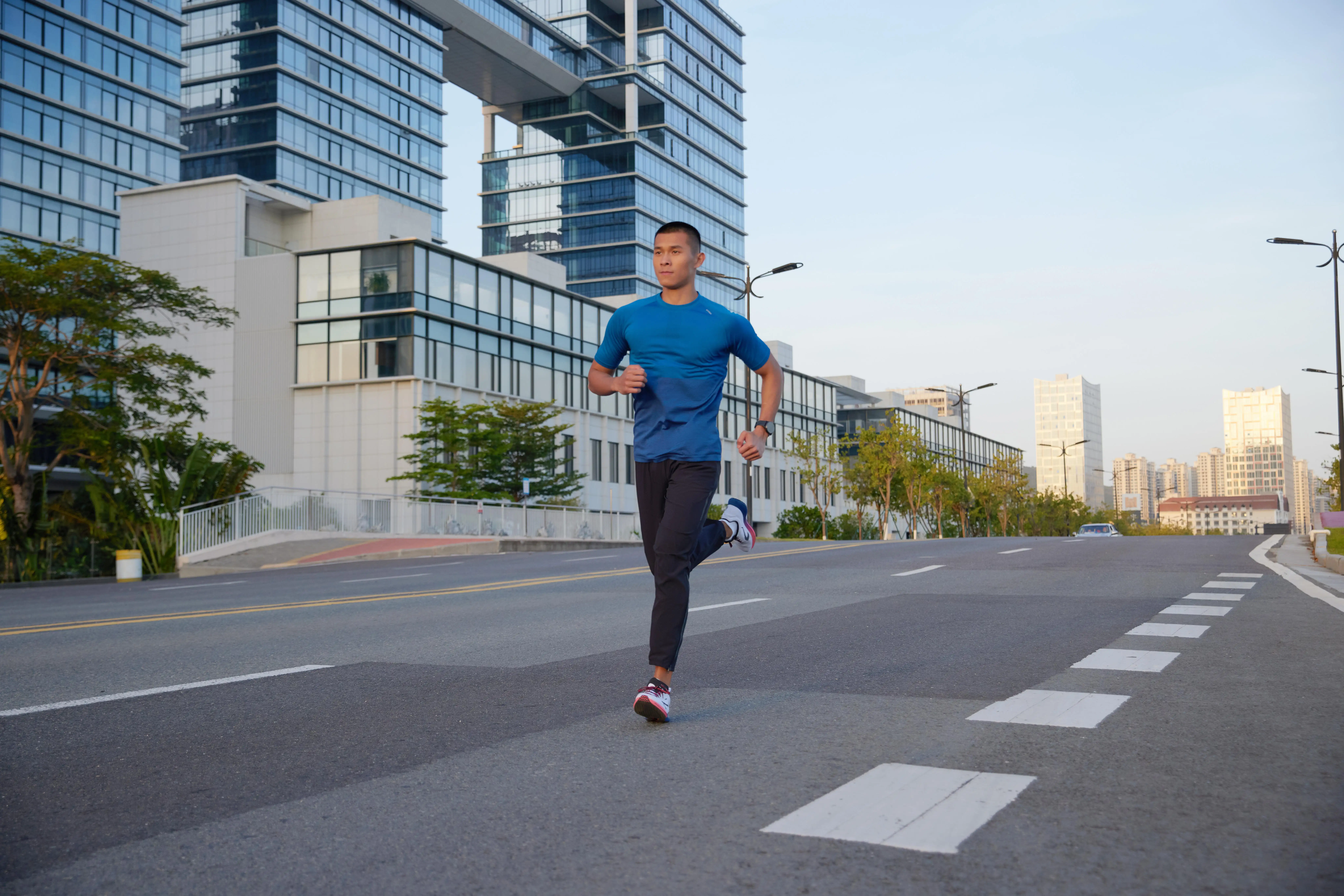 10819-men-s-running-pants-run-500-1.jpg