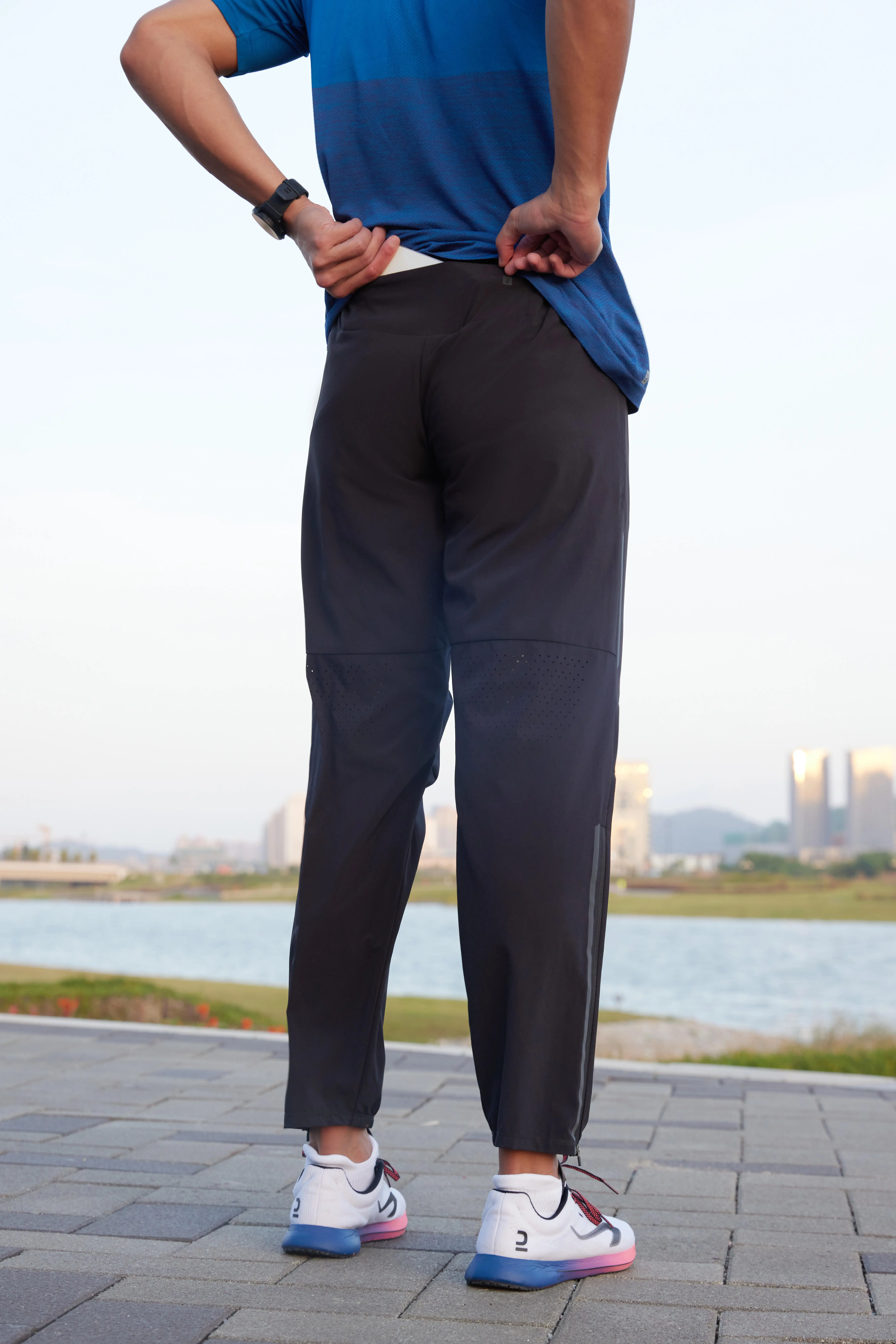 10819-men-s-running-pants-run-500-1.jpg
