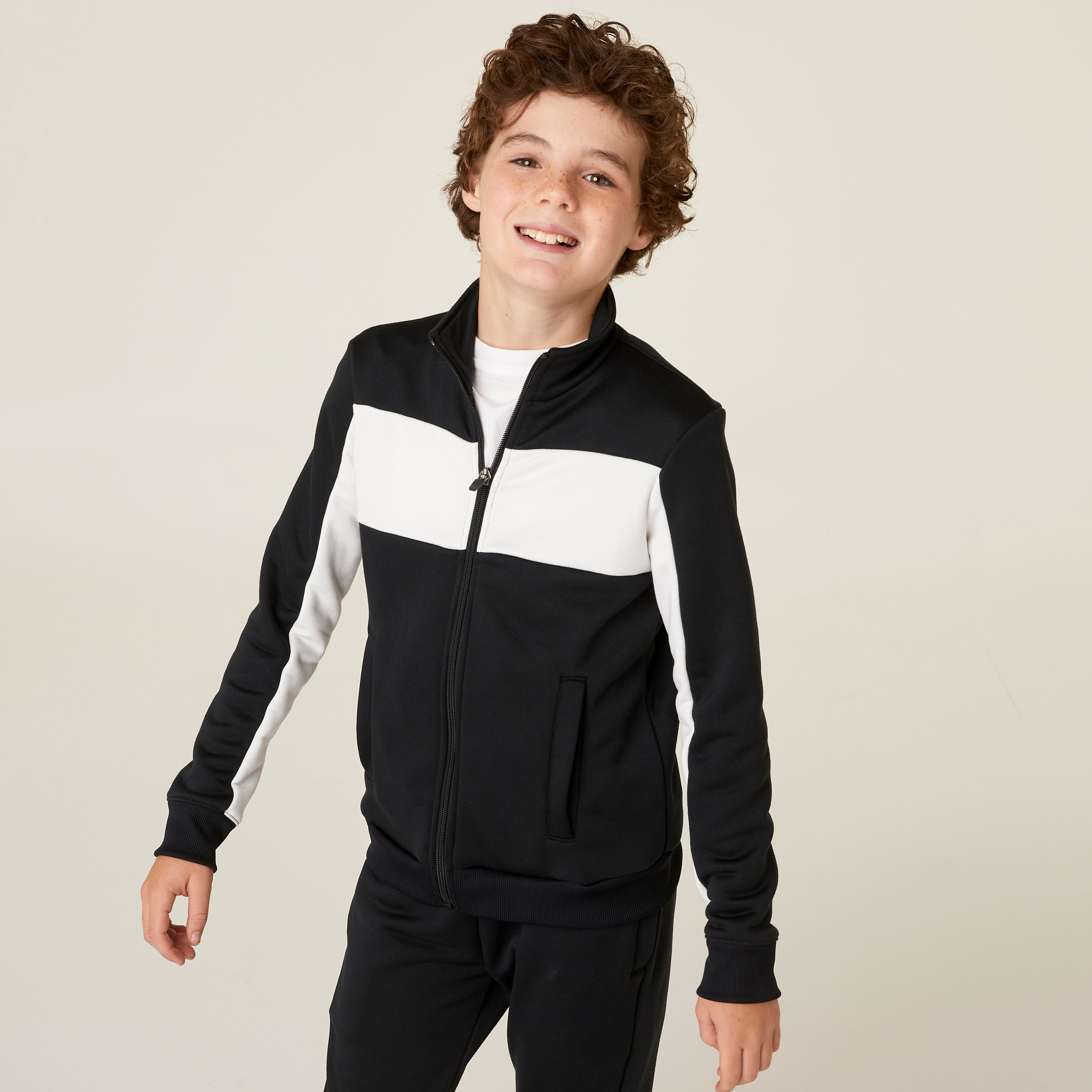 11010-kids-tracksuit-s-500-1.jpg