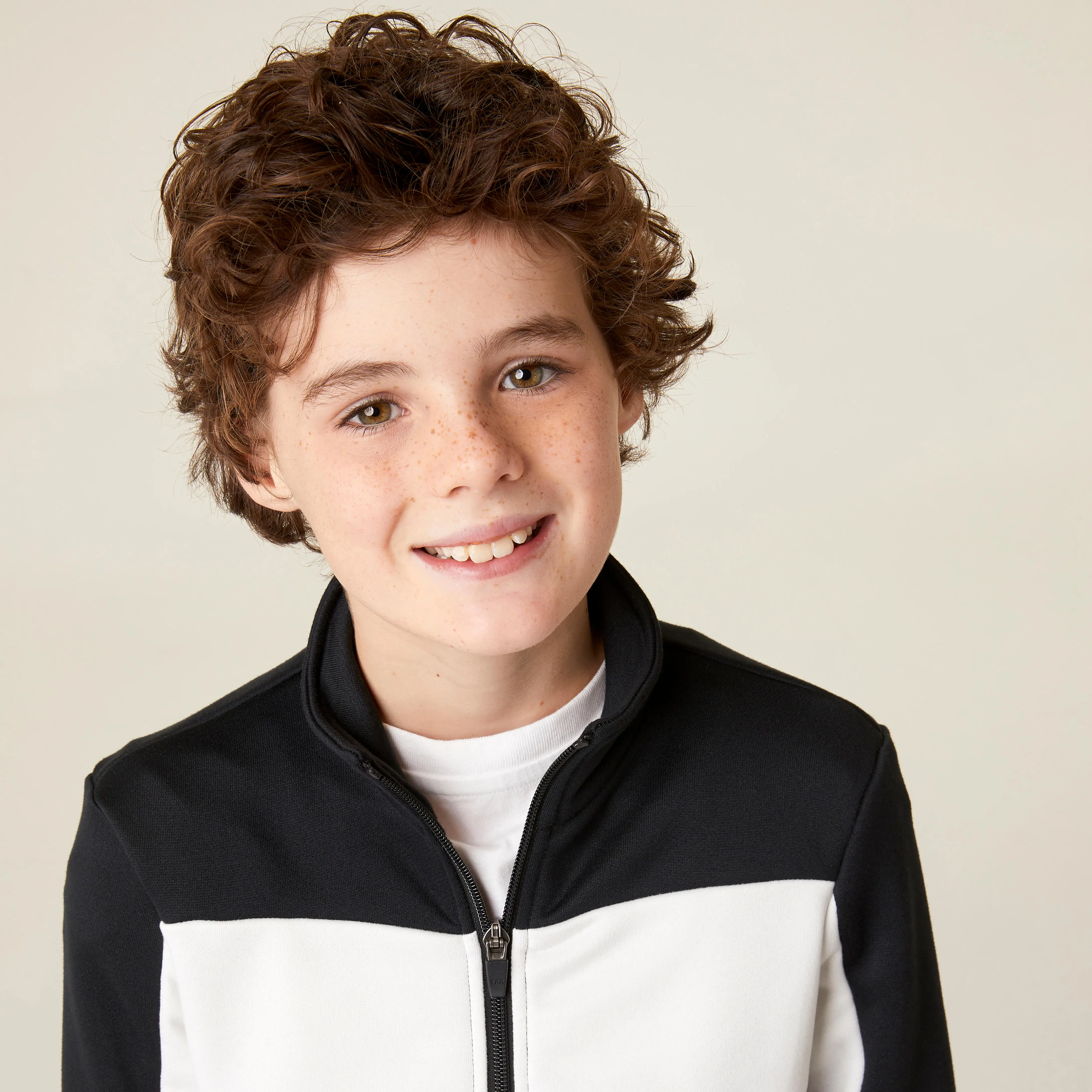 11010-kids-tracksuit-s-500-1.jpg