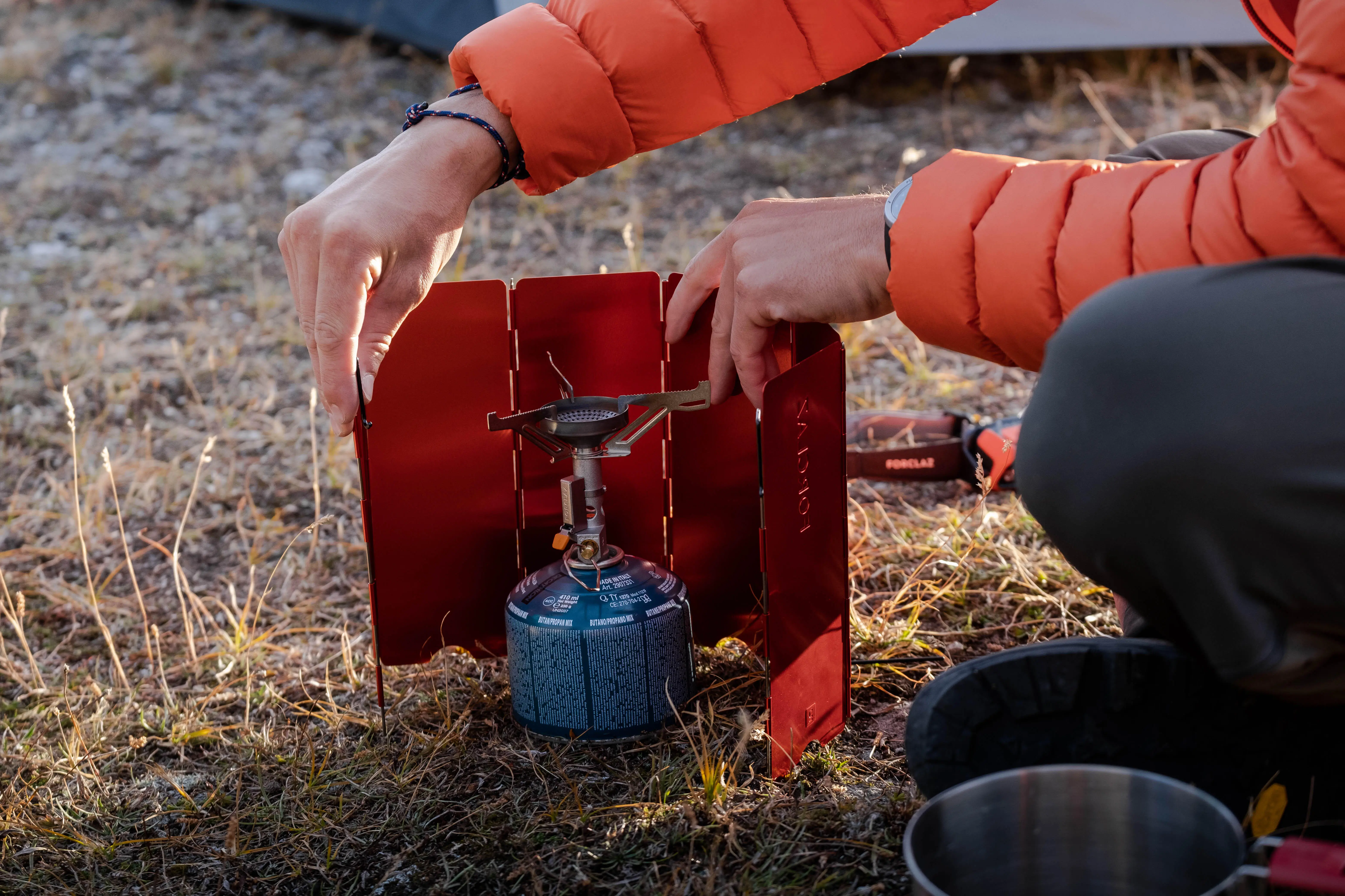 11118-hiking-stove-windshield-mt-500-orange-1.jpg