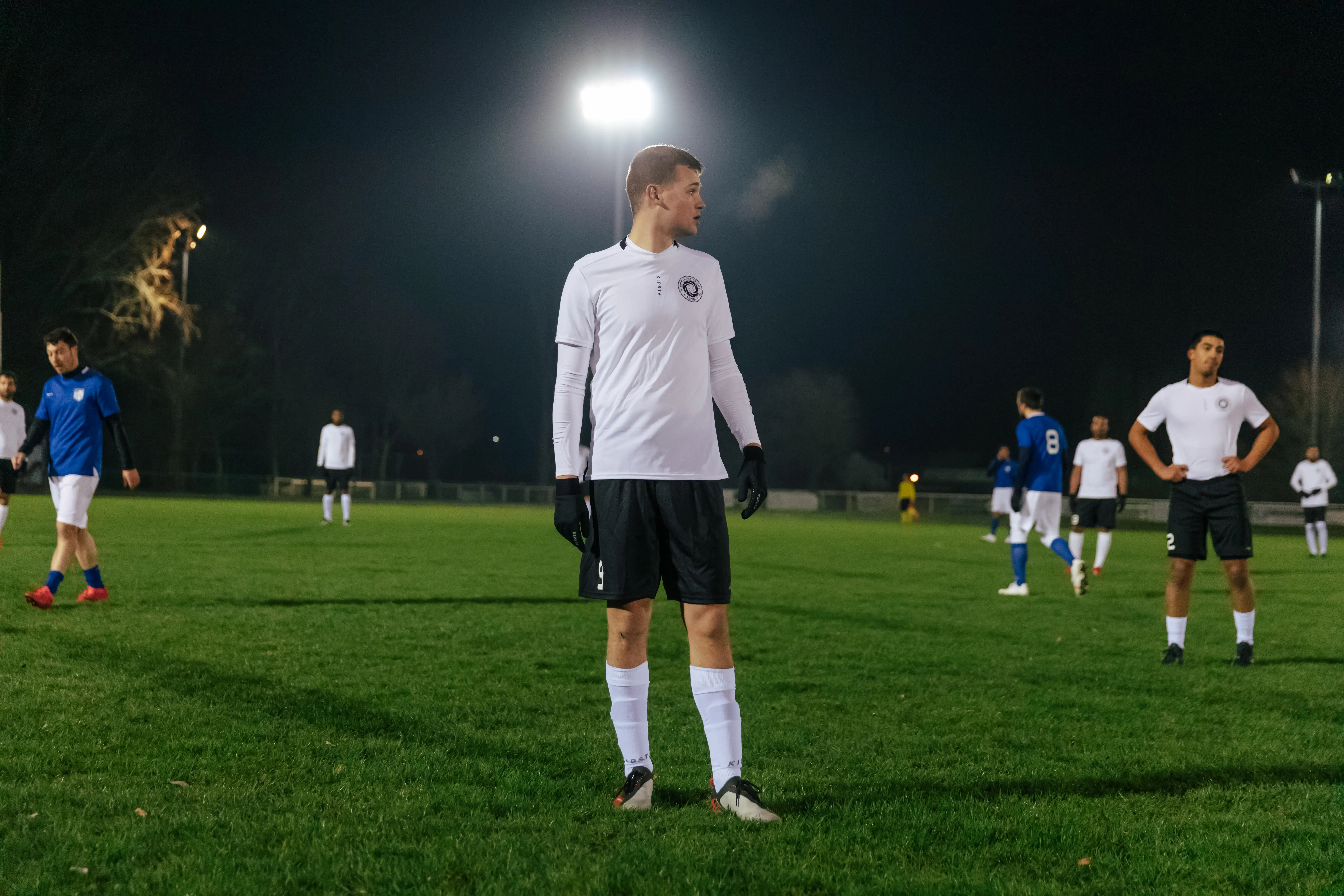 11464-soccer-gloves-keepwarm-500-1.jpg