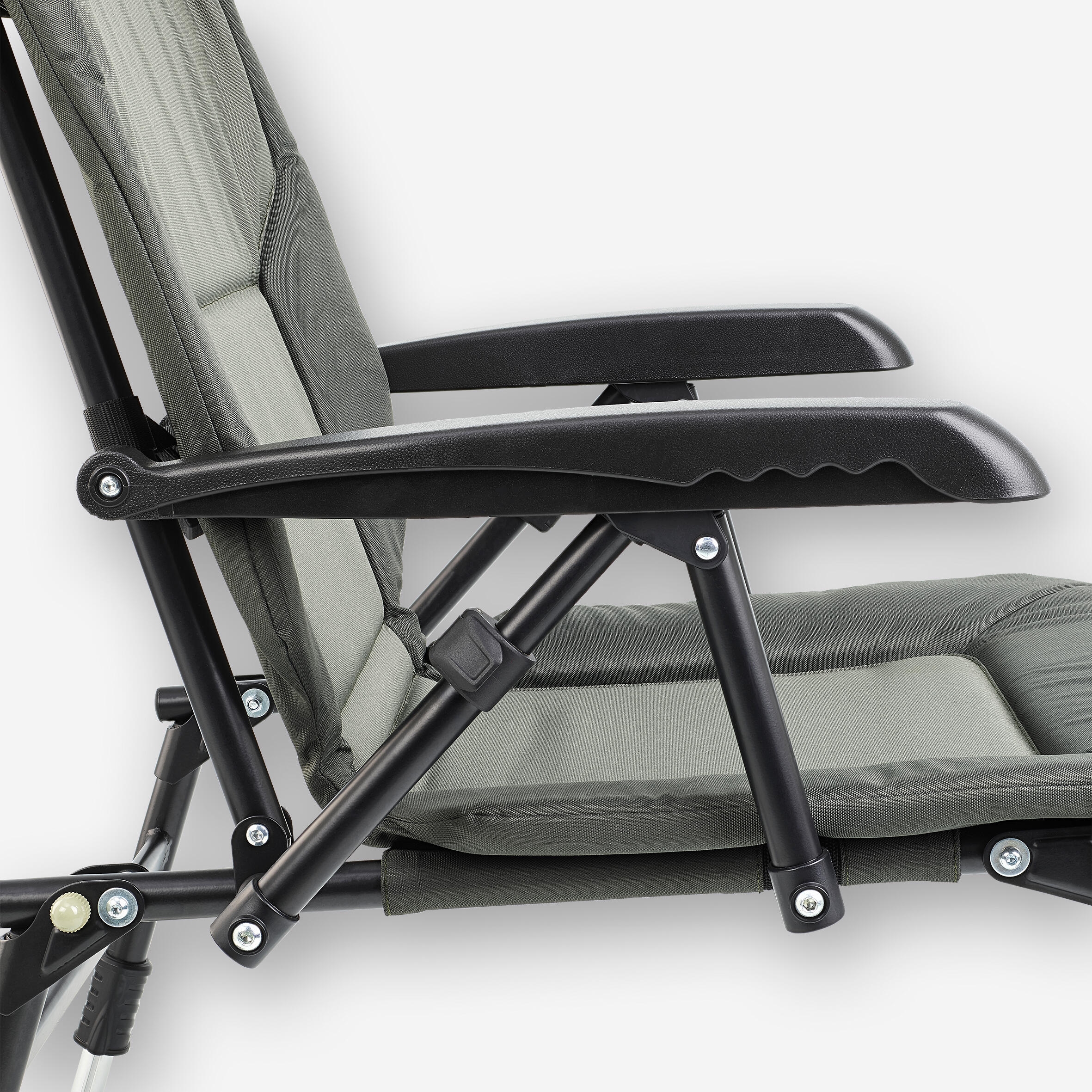 115-carp-fishing-levelchair-fullbreak-1.jpg