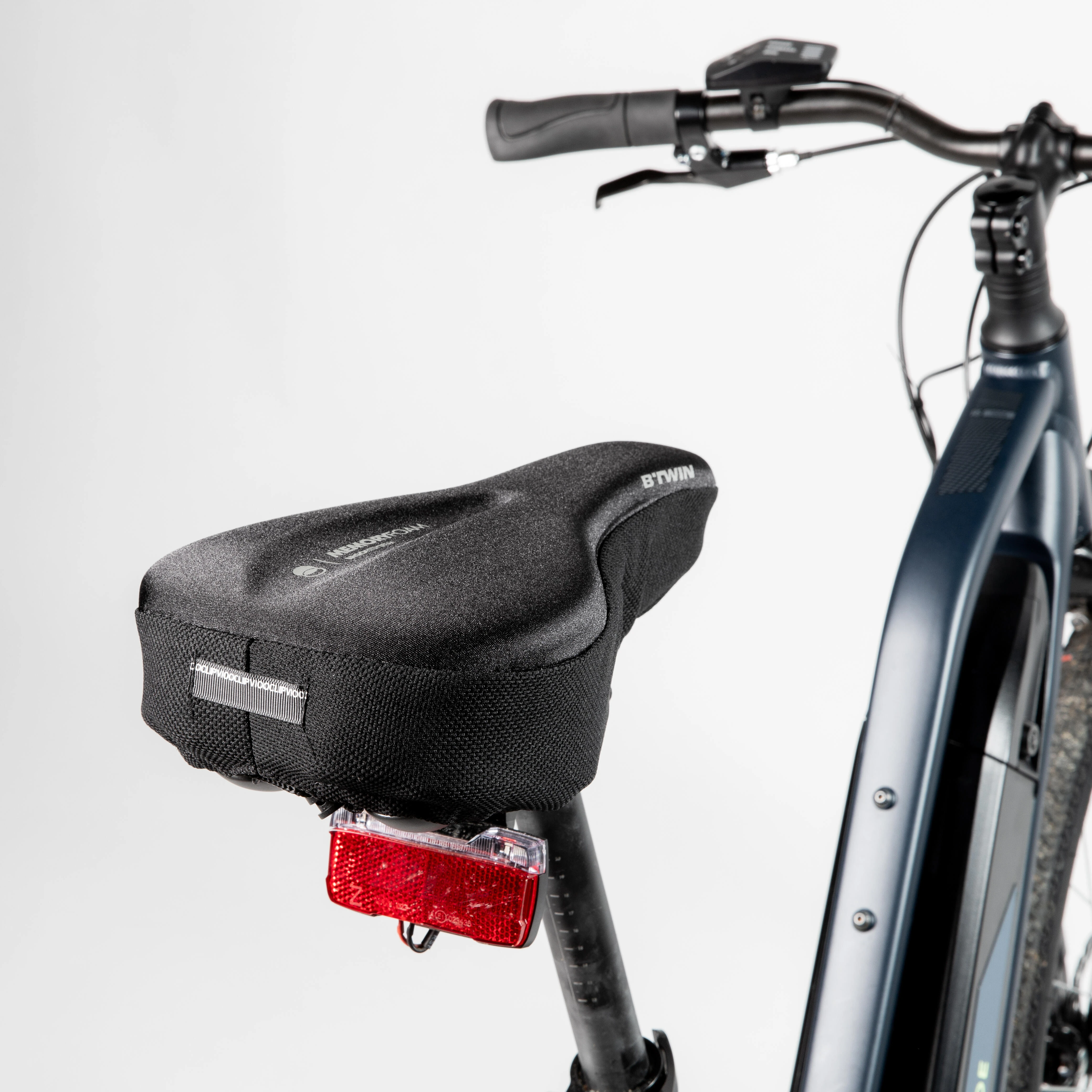 1154-500-memory-foam-saddle-cover-size-l-1.jpg