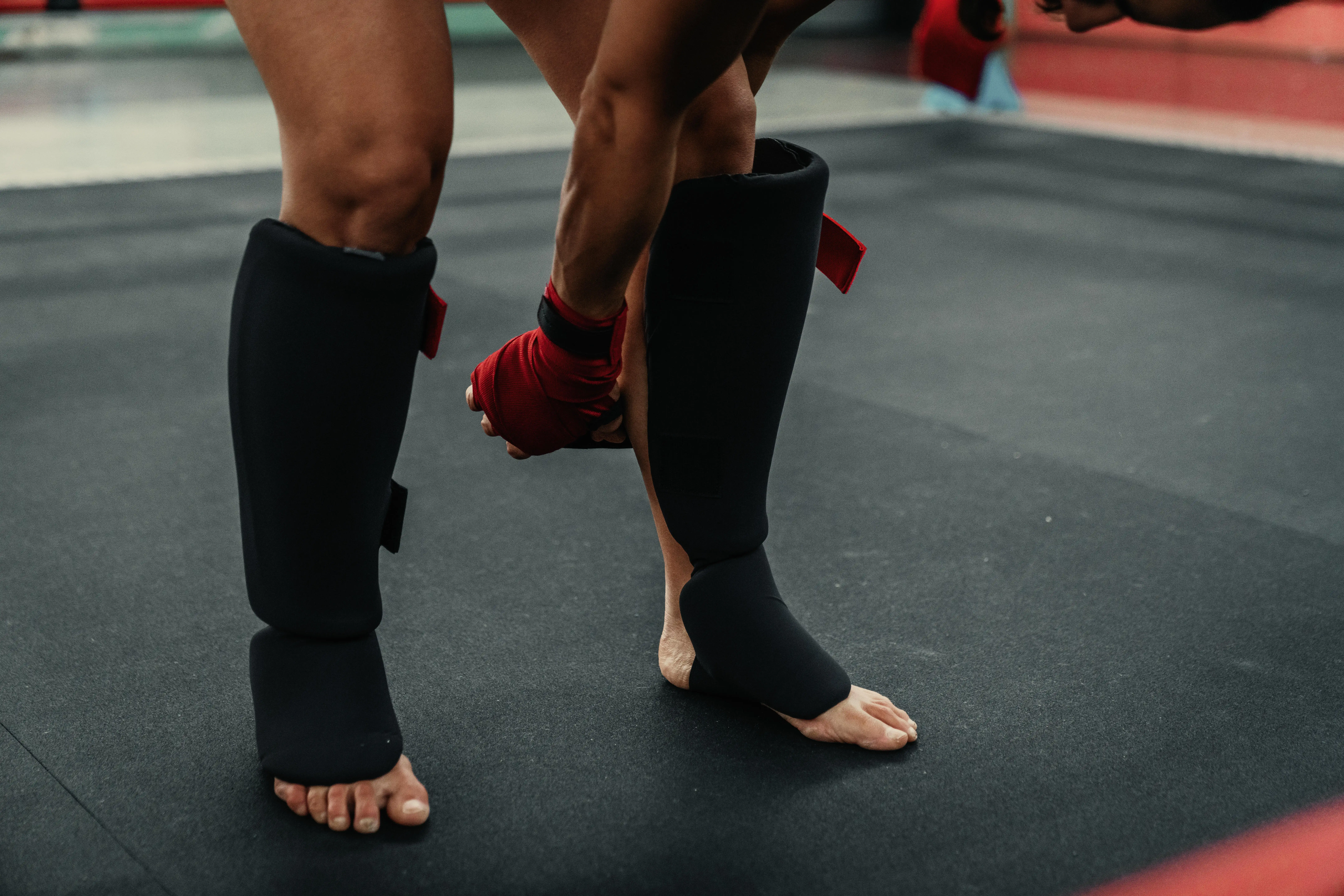 116-shin-and-foot-guard-100-ergo-1.jpg
