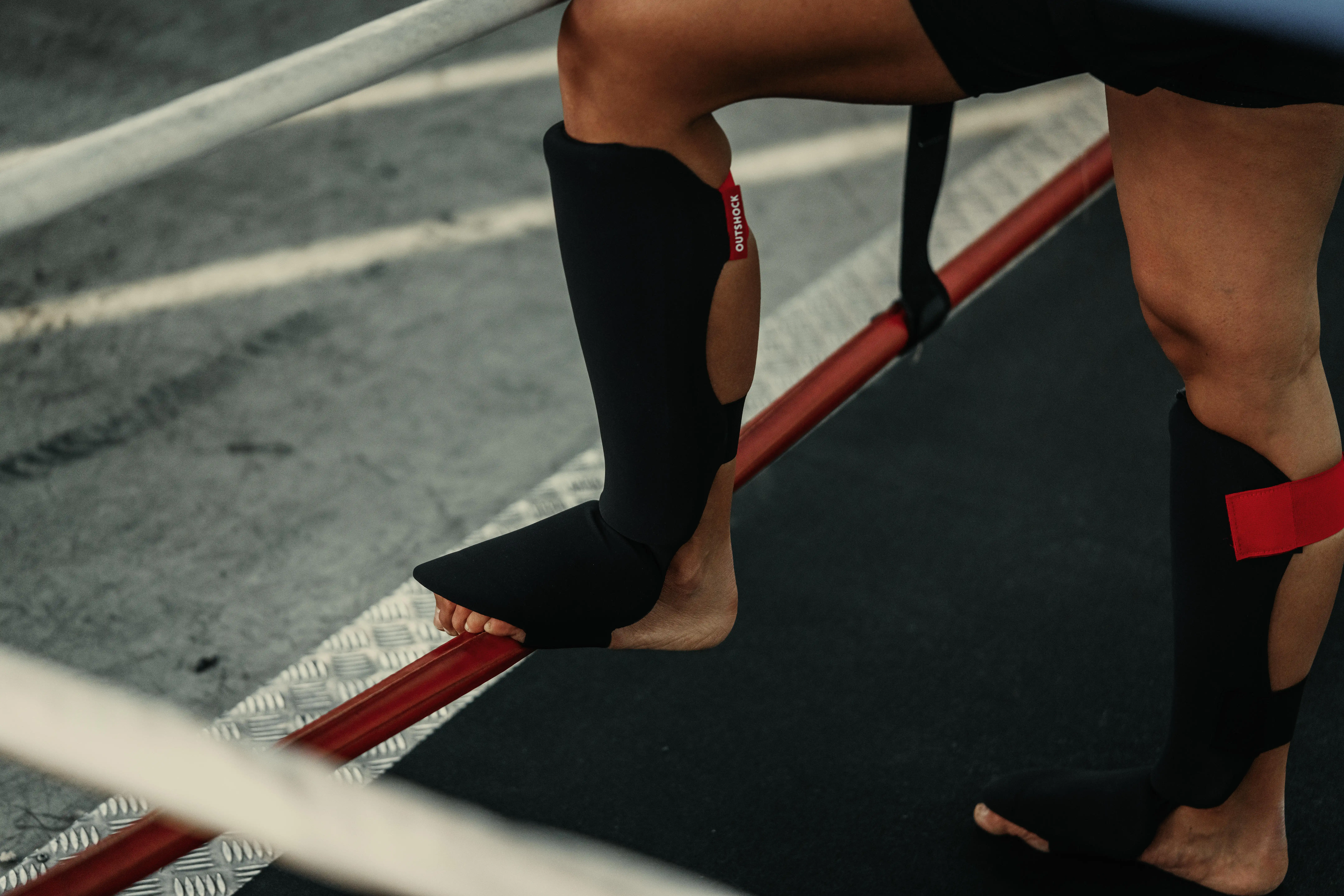 116-shin-and-foot-guard-100-ergo-1.jpg