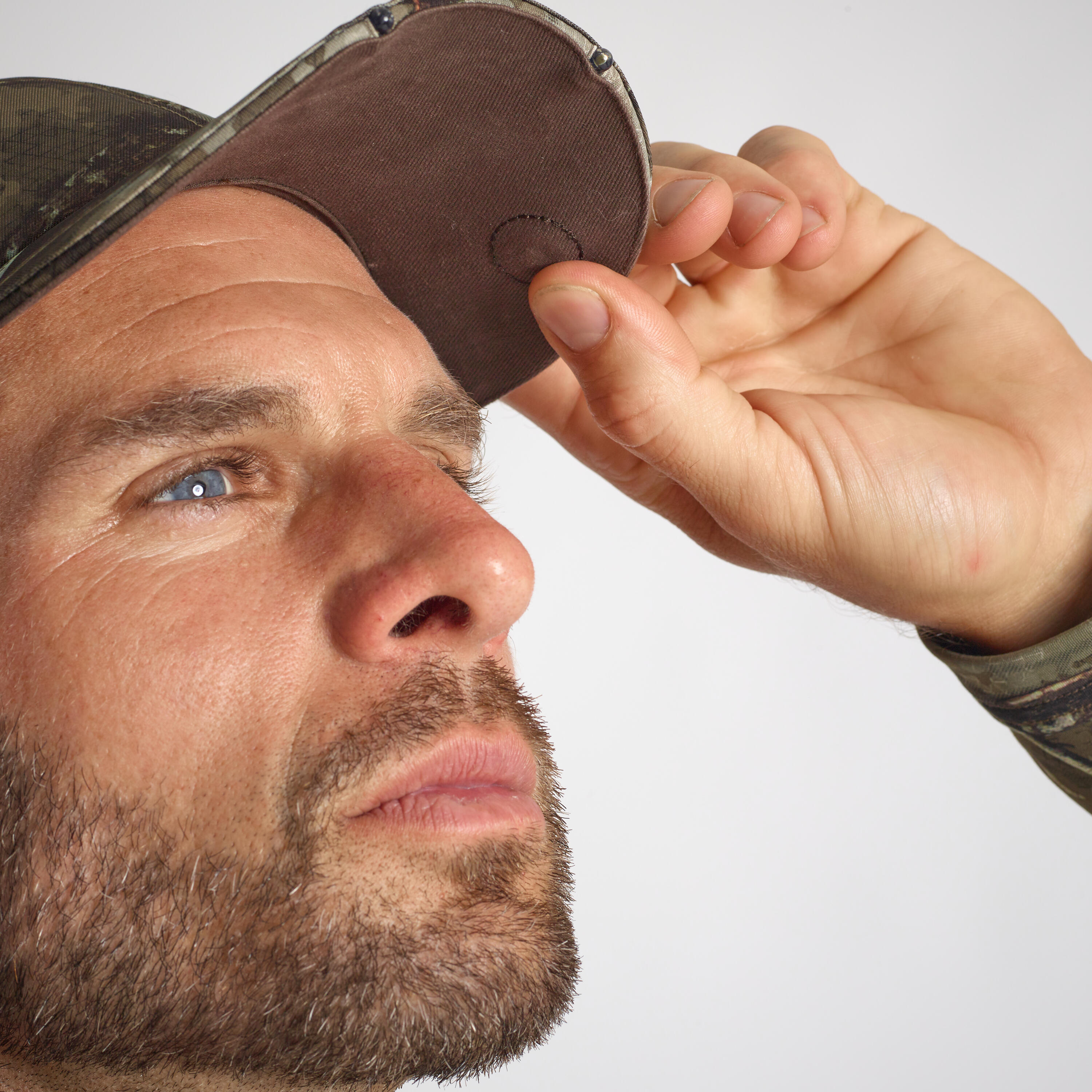 11789-illuminated-cap-led-camo-treemetic-1.jpg
