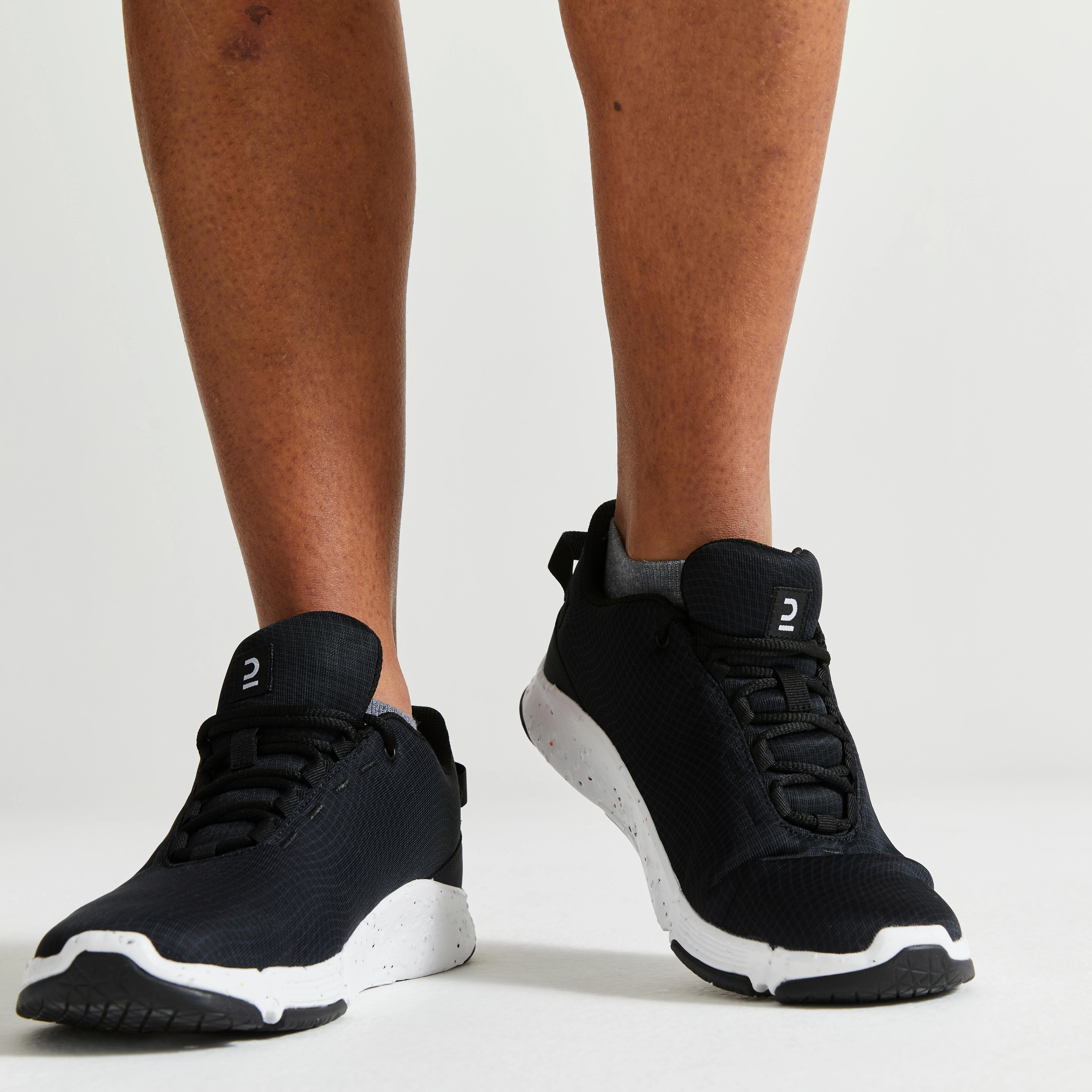 Men's Gym Shoes - 100 Black