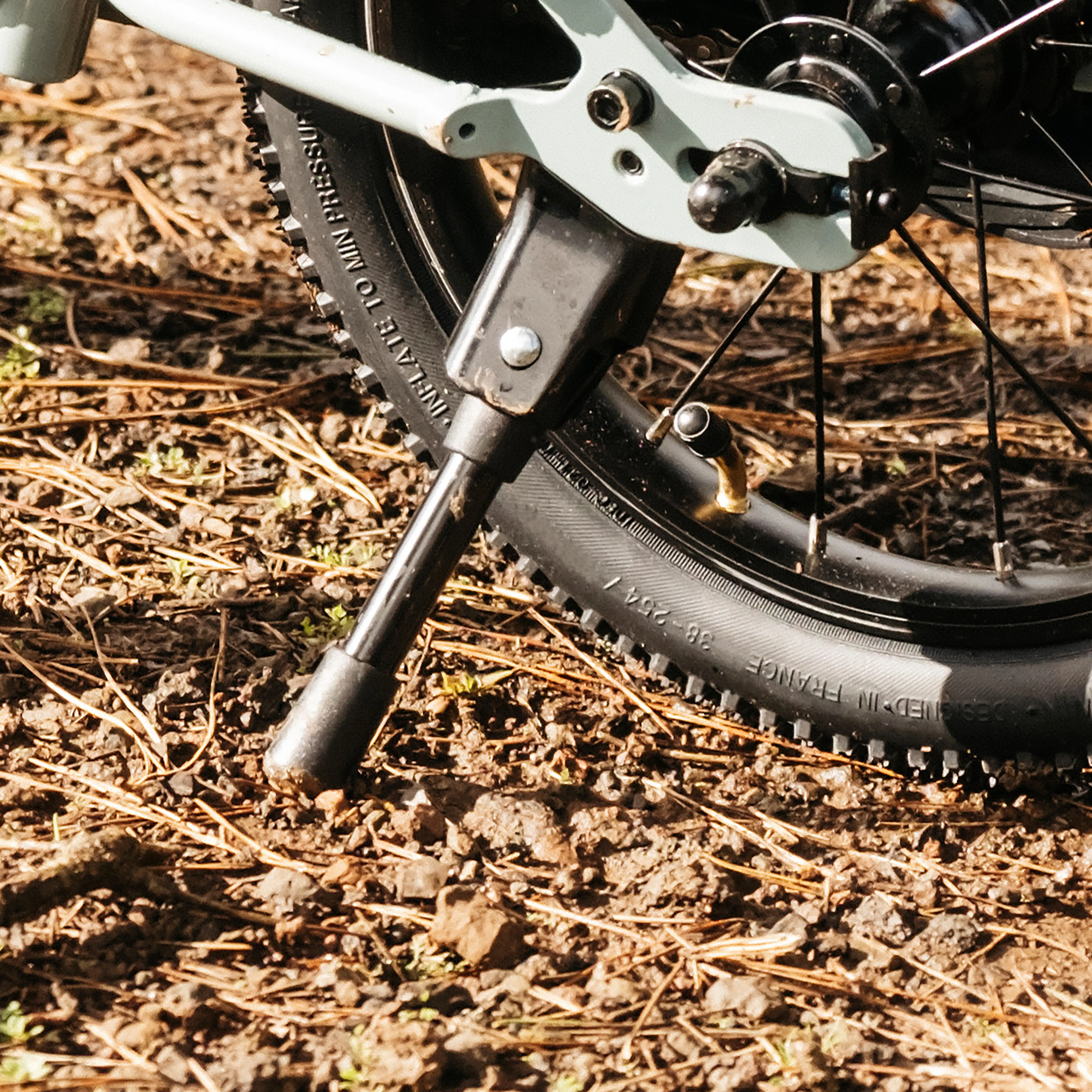 11987-kids-x27-16-quot-bike-stand-1.jpg