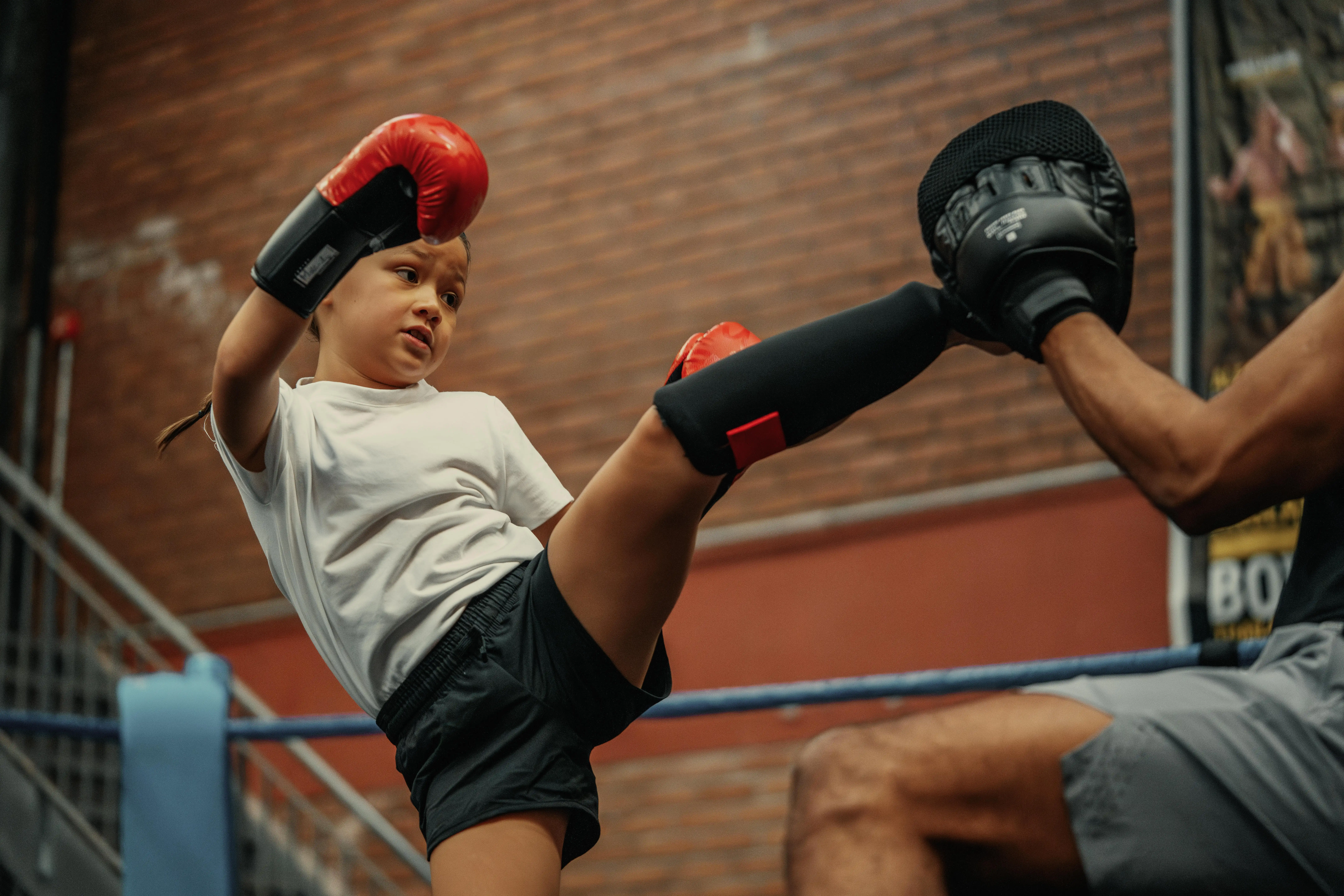 120-kids-x27-kickboxing-shin-foot-guard-100-1.jpg