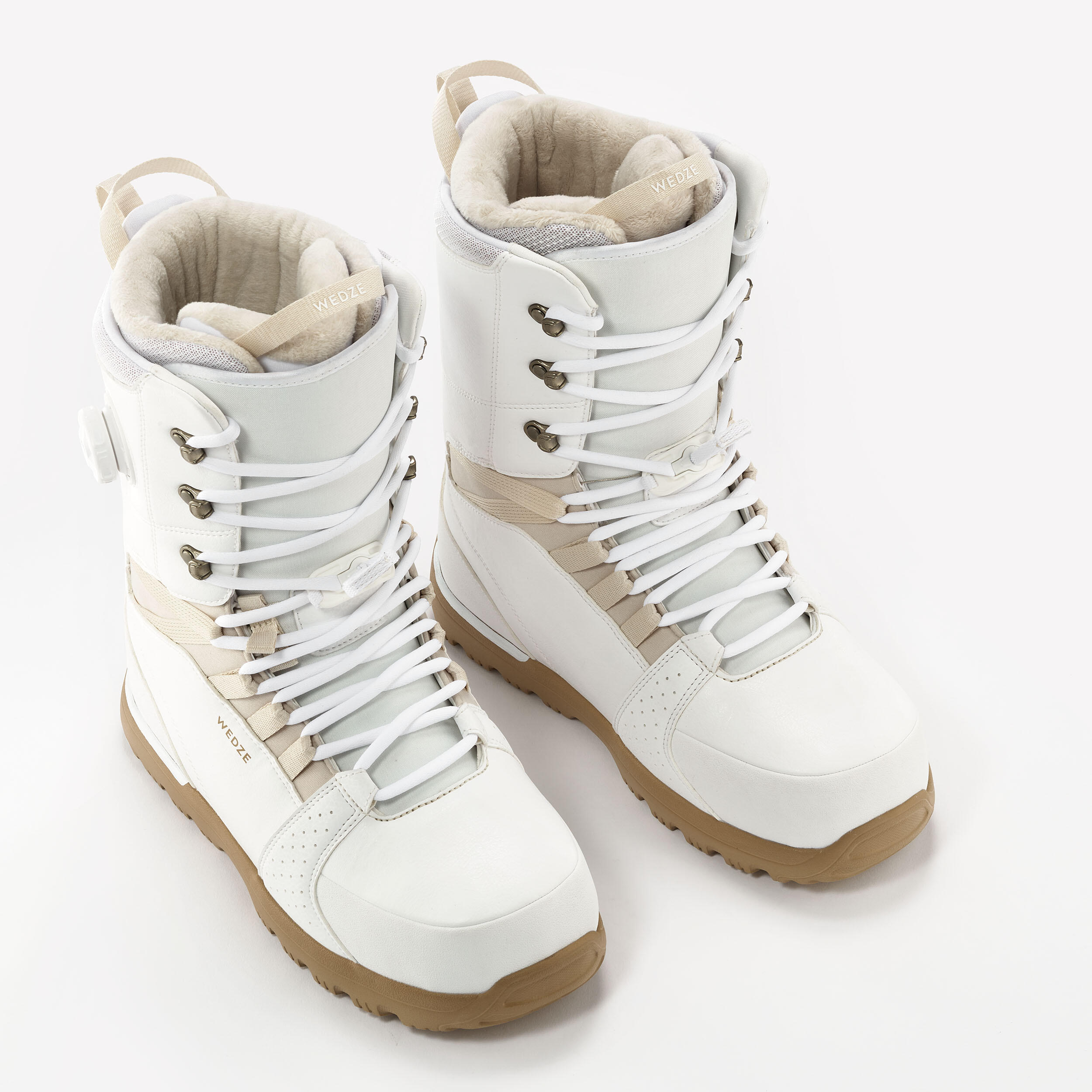 12117-women-s-medium-flex-snowboard-boots-endzone-1.jpg