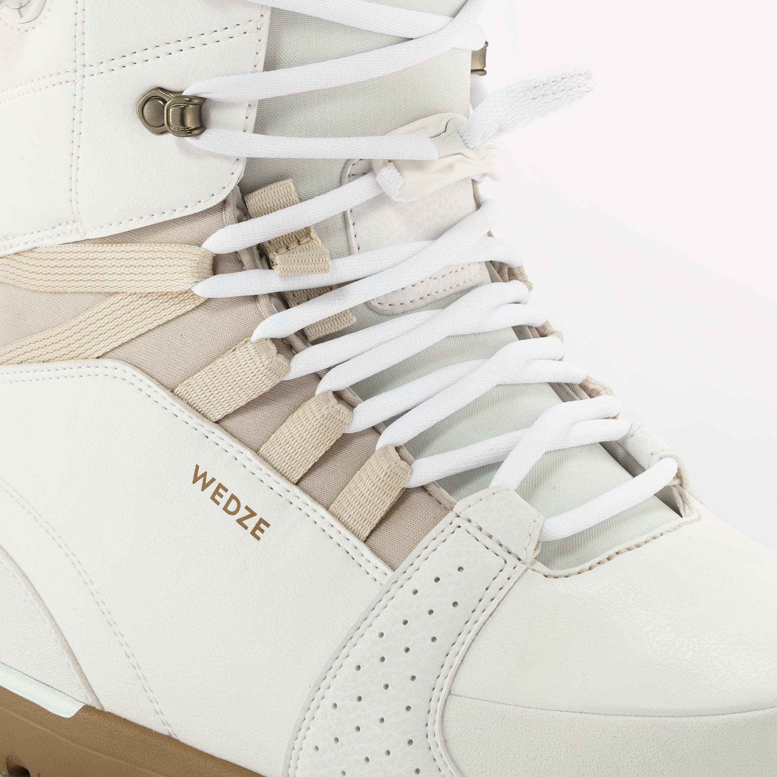 12117-women-s-medium-flex-snowboard-boots-endzone-1.jpg