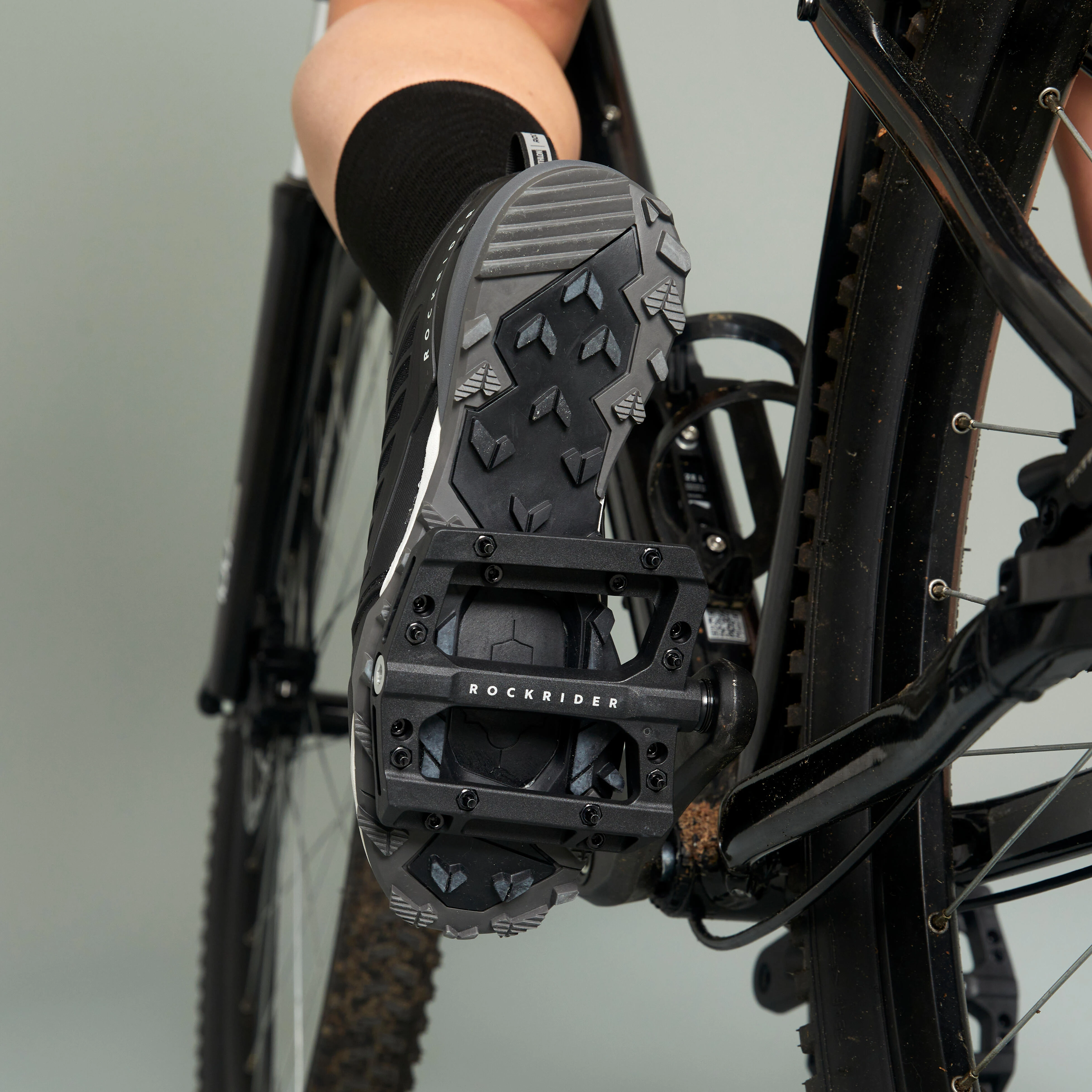Flat Resin Mountain Bike Pedals - 700