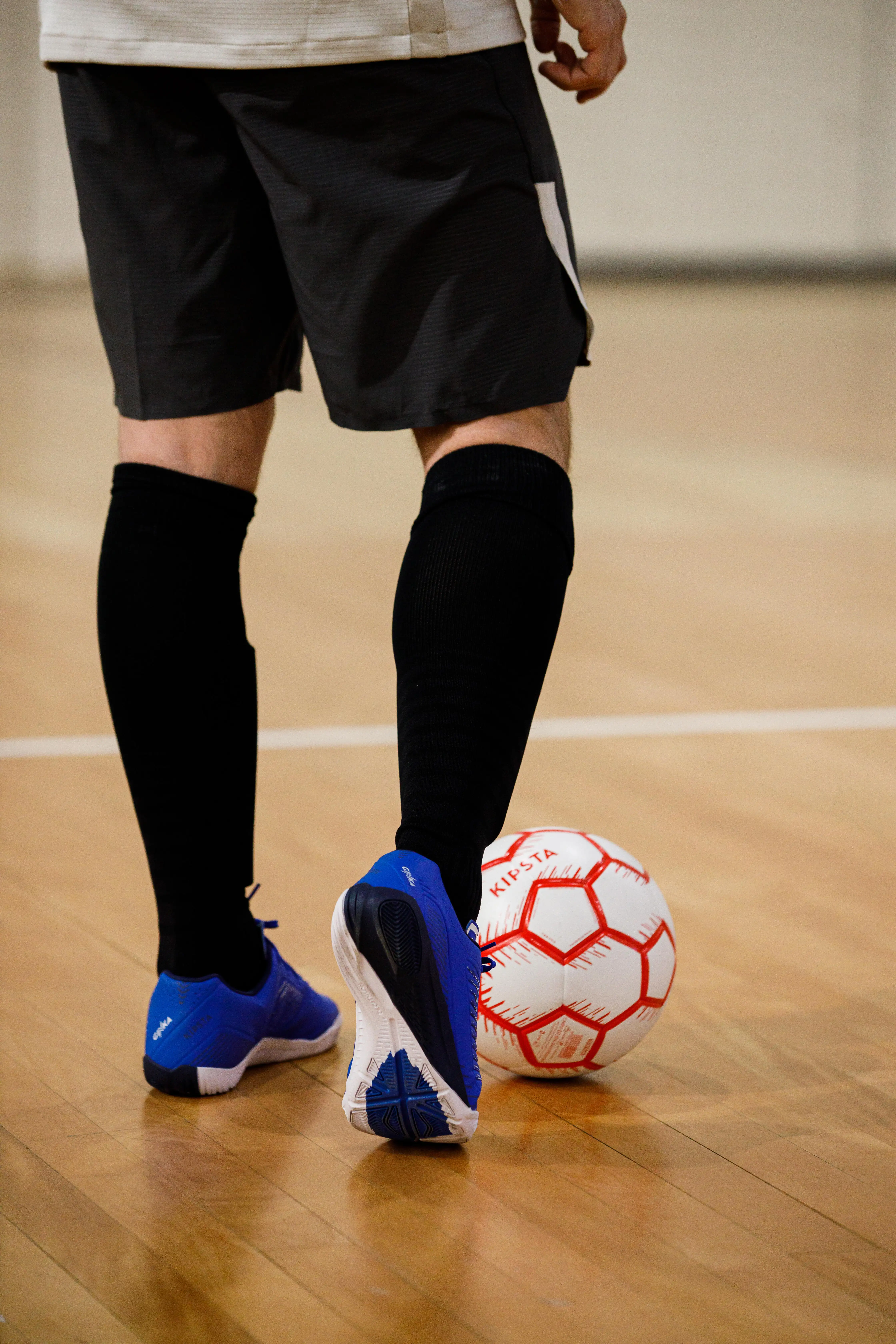12226-size-4-hybrid-futsal-ball-fs-100-red-white-1.jpg