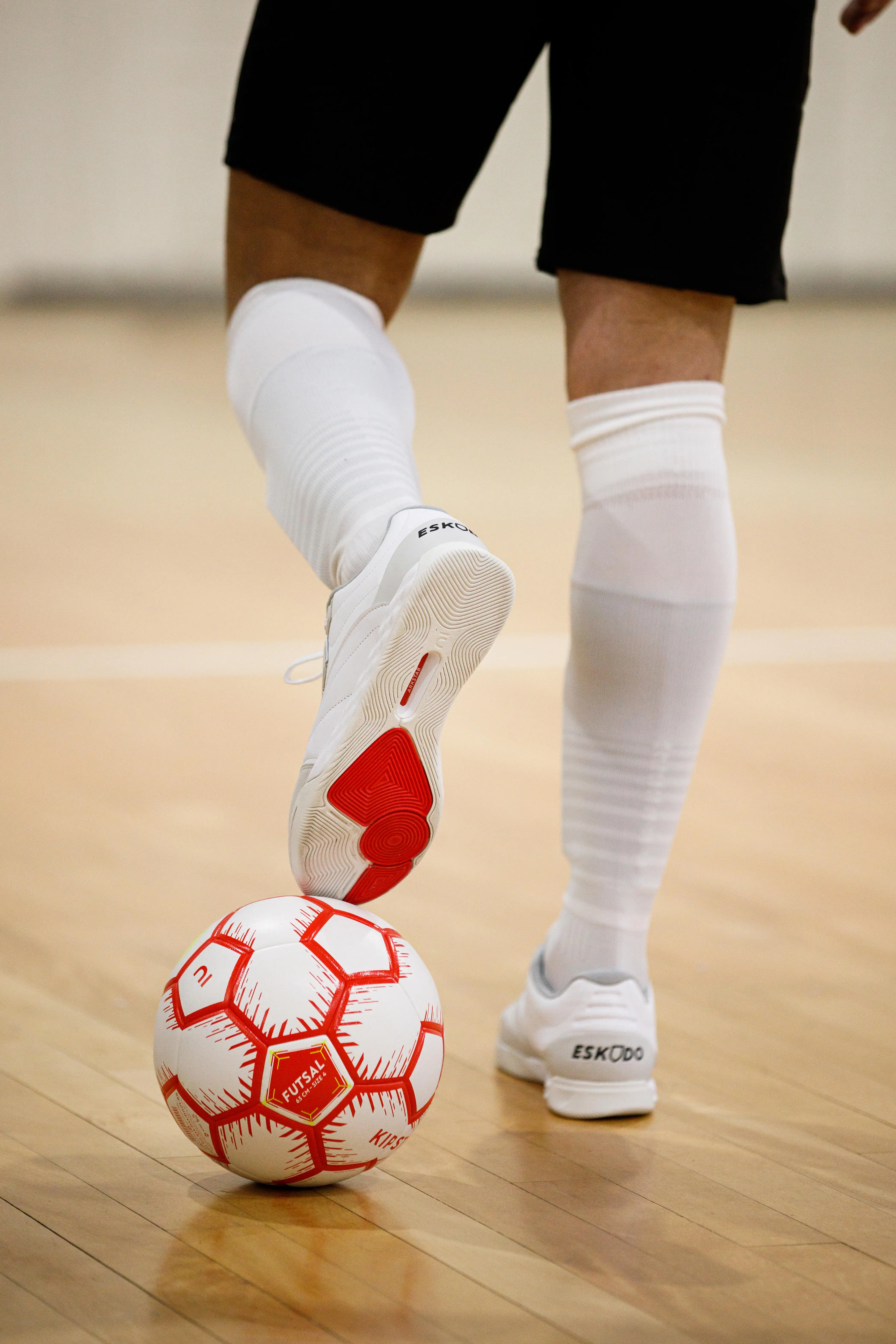 12226-size-4-hybrid-futsal-ball-fs-100-red-white-1.jpg