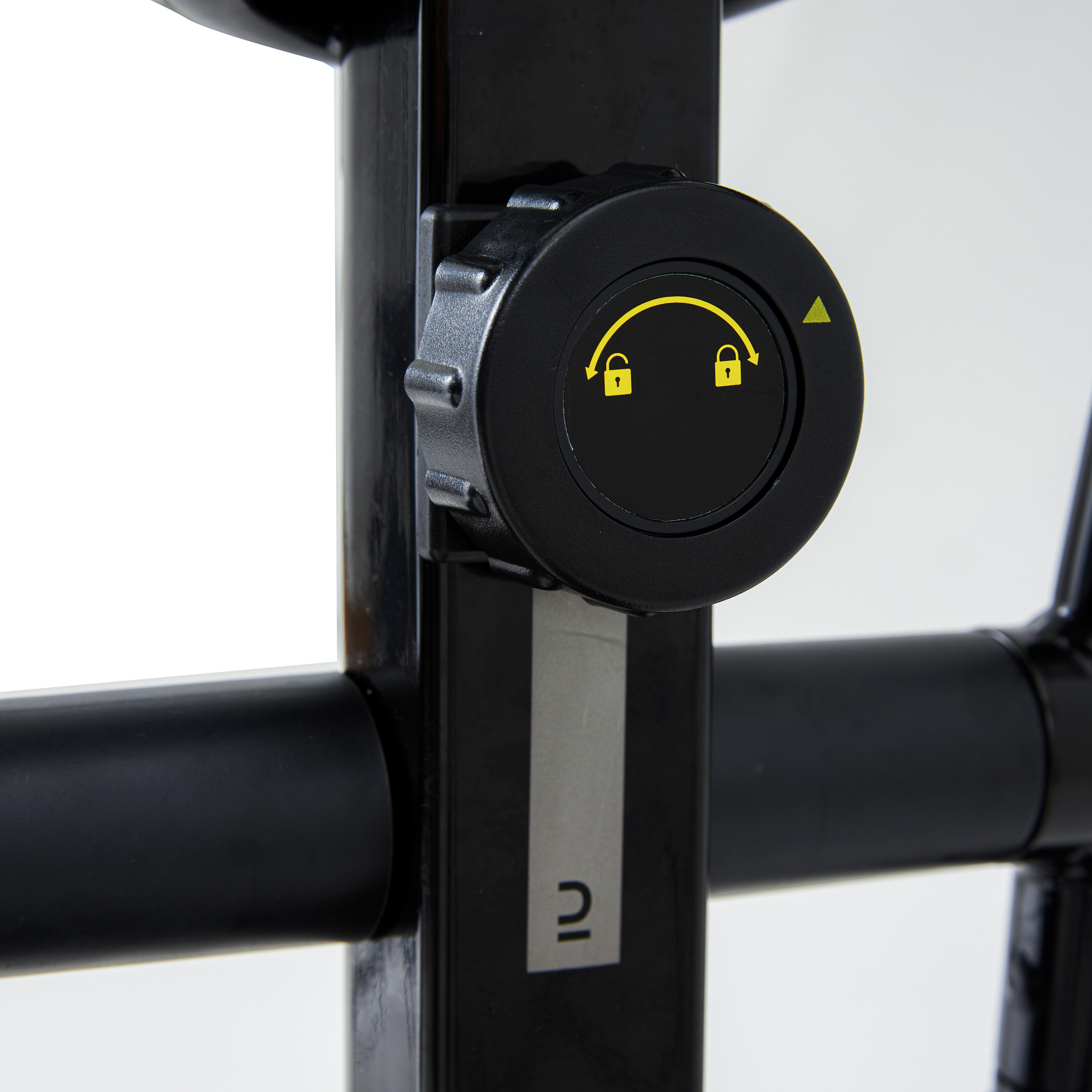 12421-self-powered-connected-fitness-elliptical-trainer-el-540-1.jpg