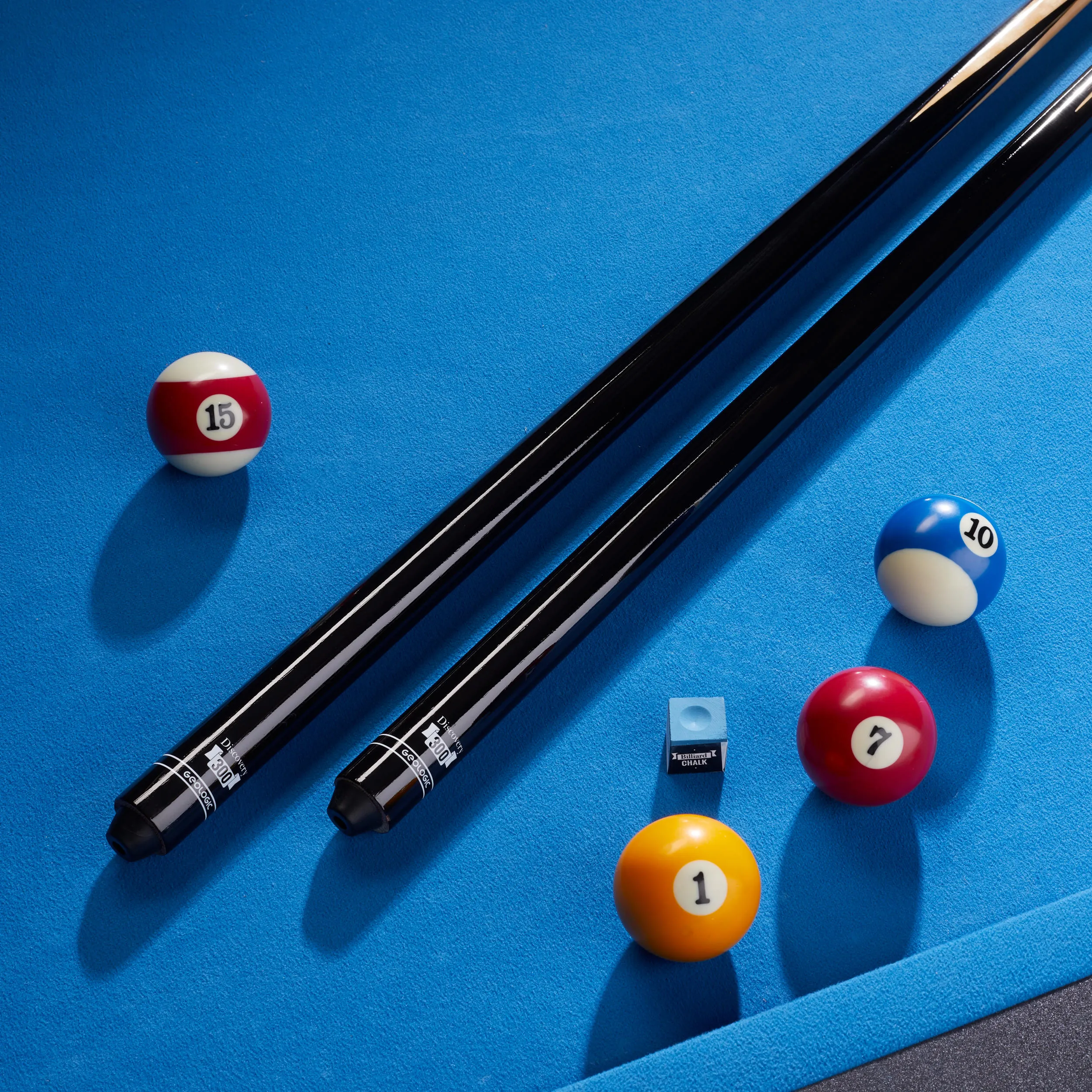 1244-american-pool-cue-discovery-300-1-part-145-cm-57-quot–1.jpg