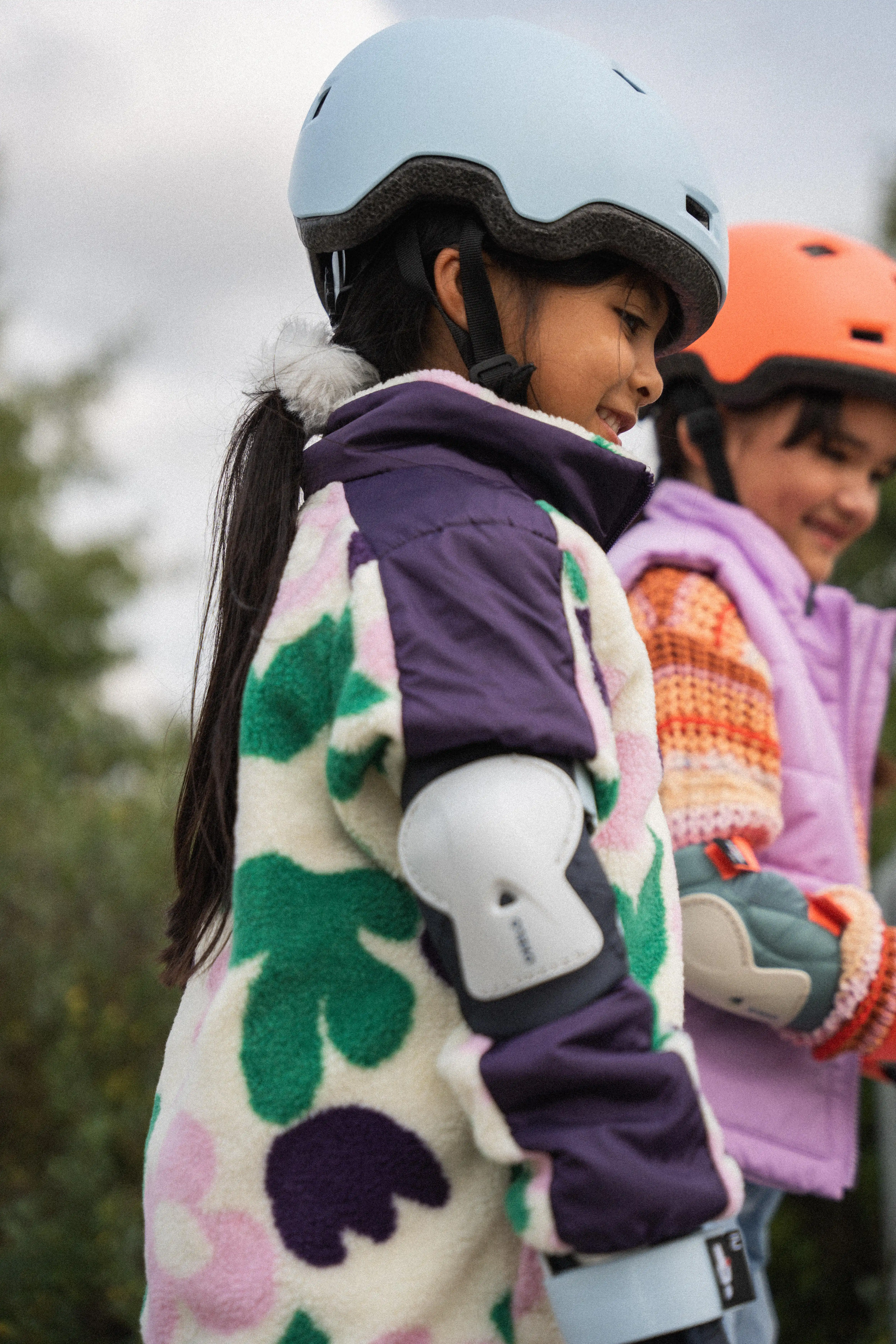 12442-kids-x27-3-x-2-inline-skate-protection-set-play-1.jpg