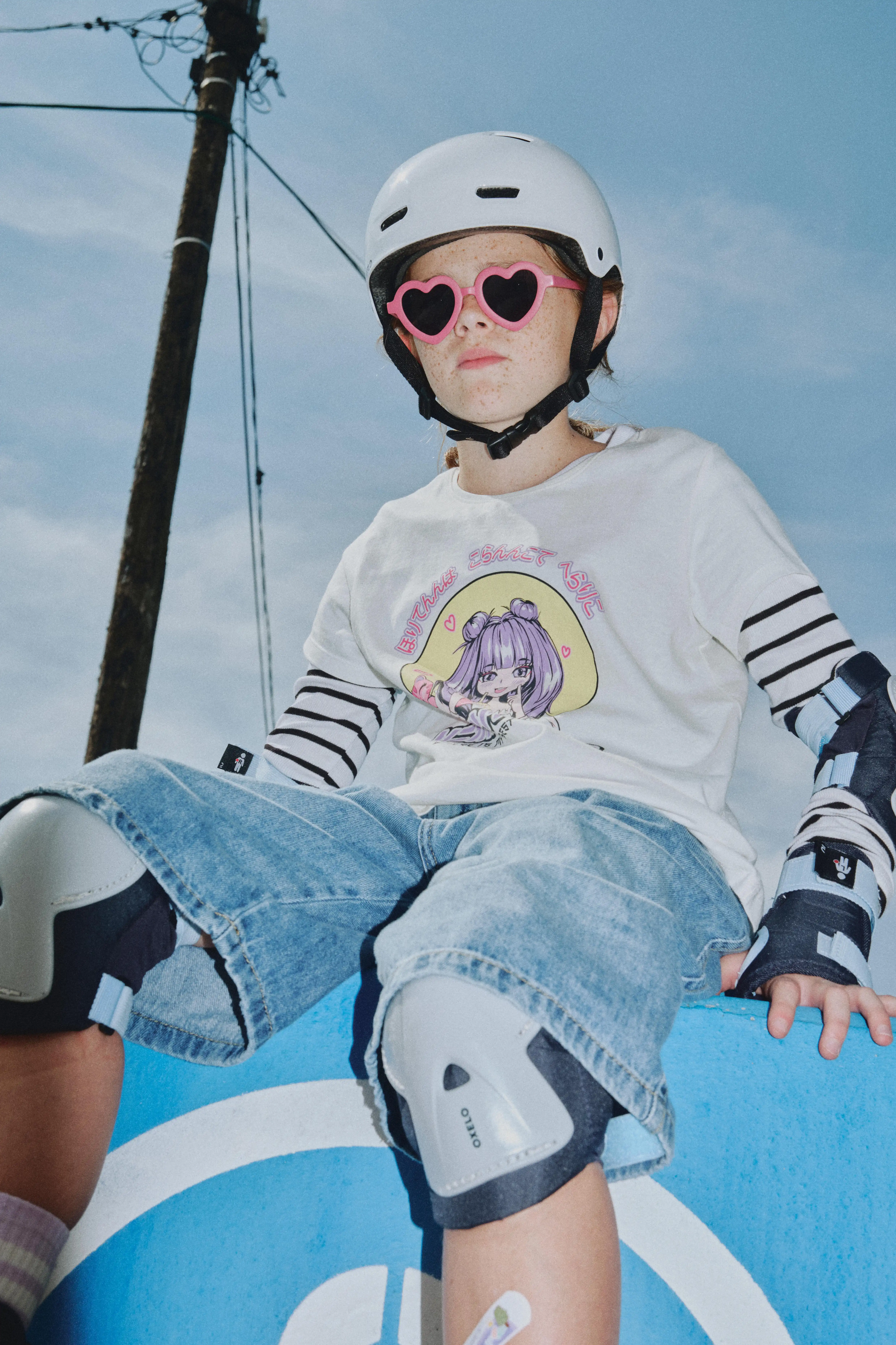 12442-kids-x27-3-x-2-inline-skate-protection-set-play-1.jpg