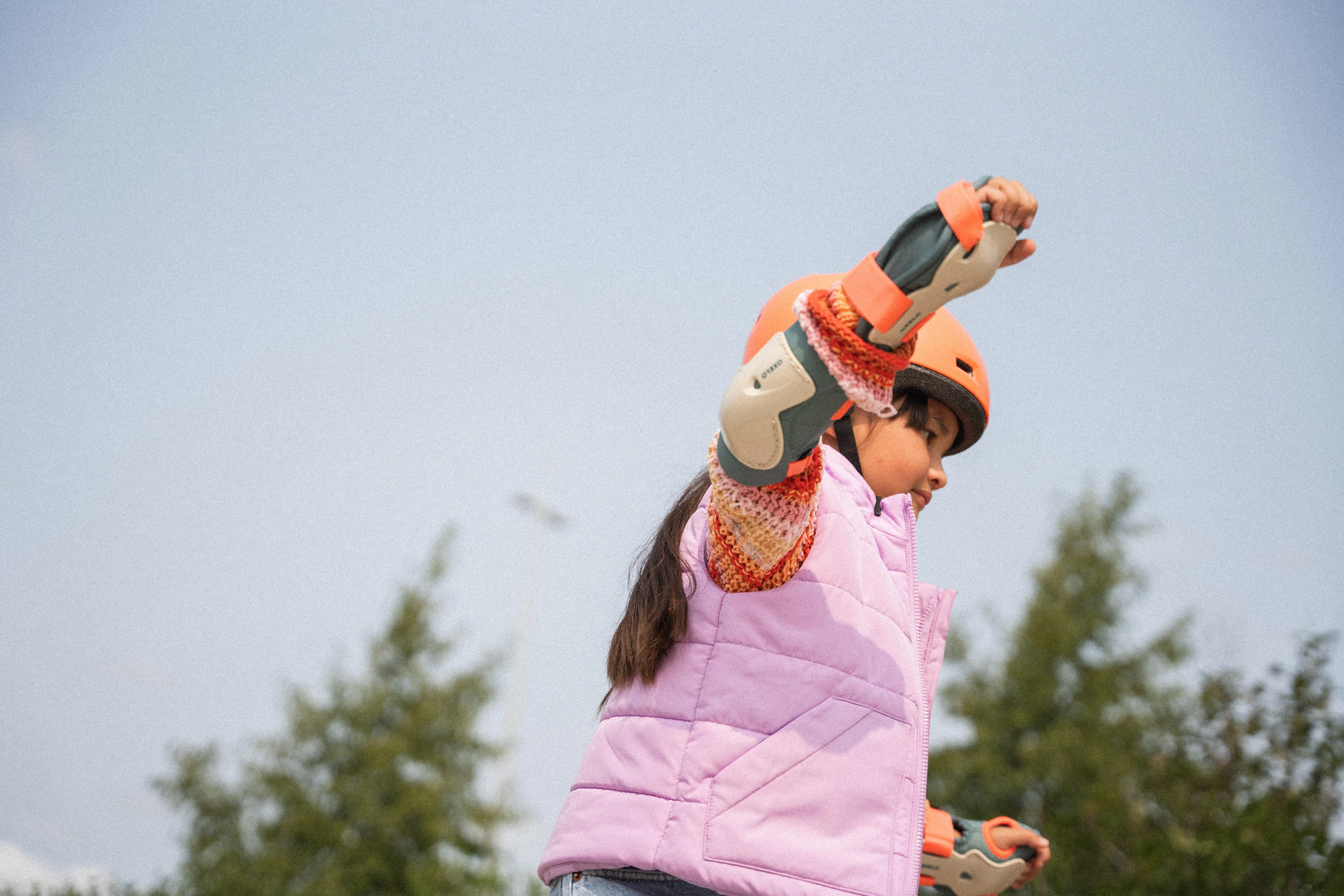 12446-kids-x27-3-x-2-inline-skate-protection-set-play-1.jpg