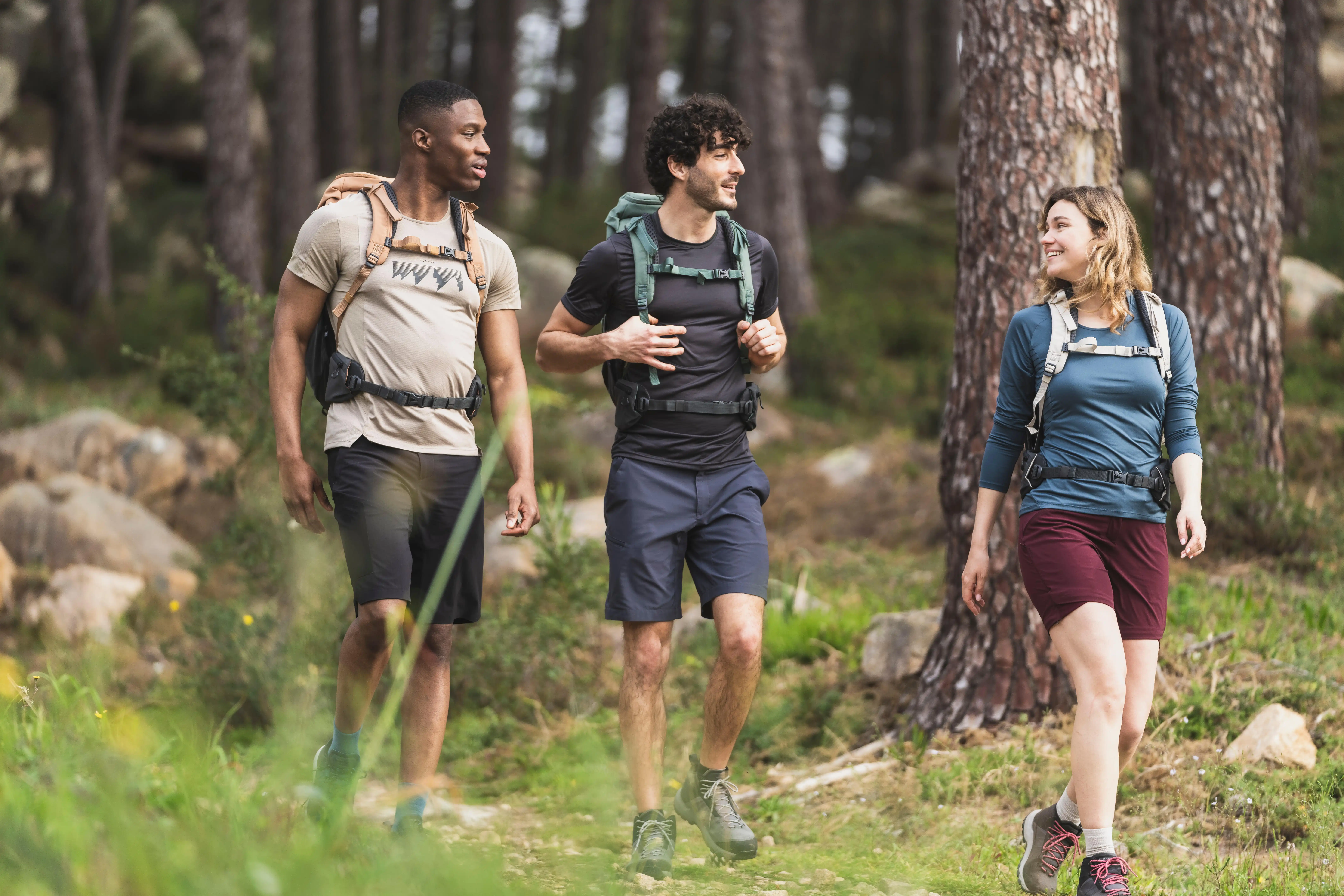 12487-men-s-hiking-shorts-mh-100-1.jpg