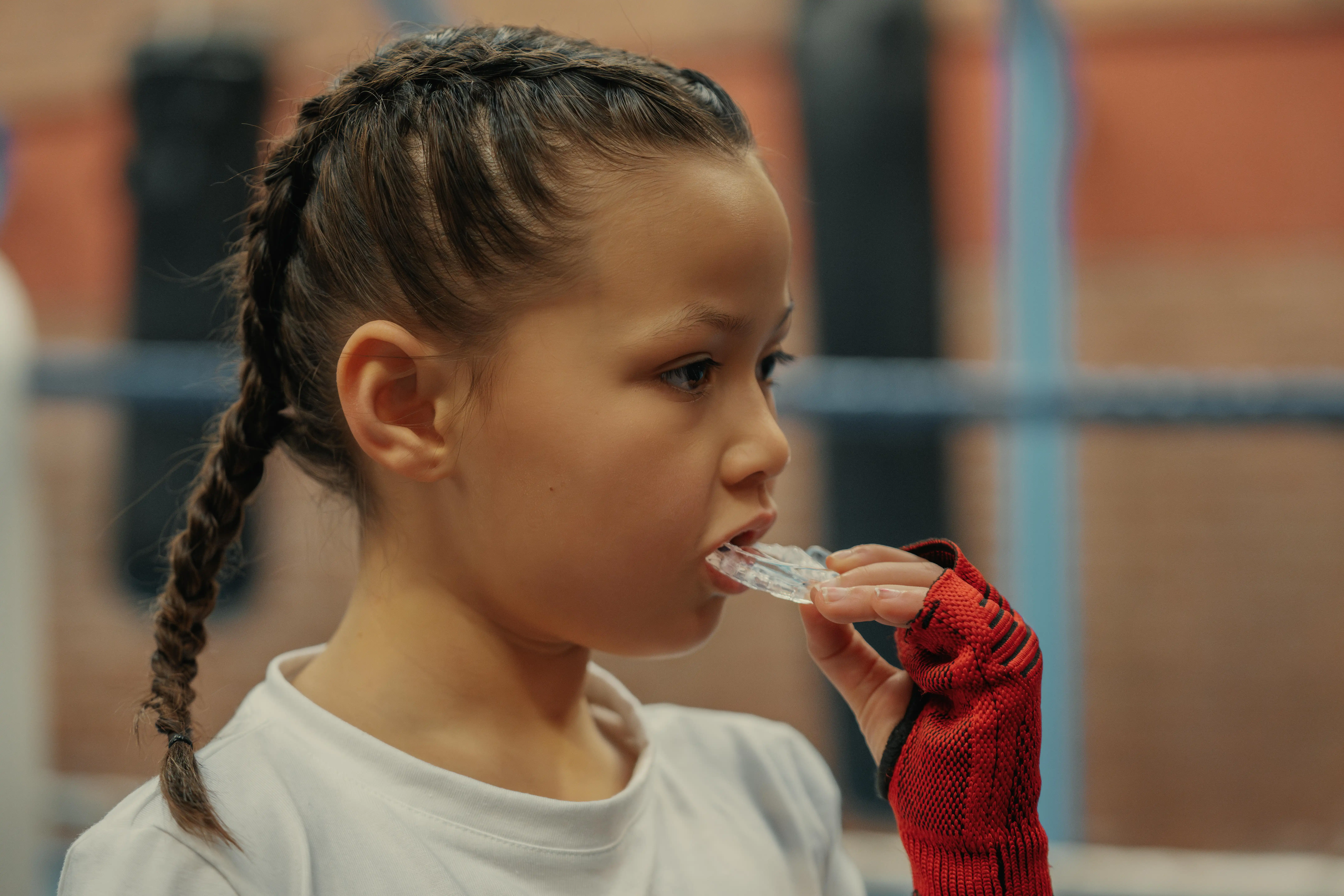 1294-kids-x27-boxing-and-martial-arts-mouthguard-size-s-clear-1.jpg