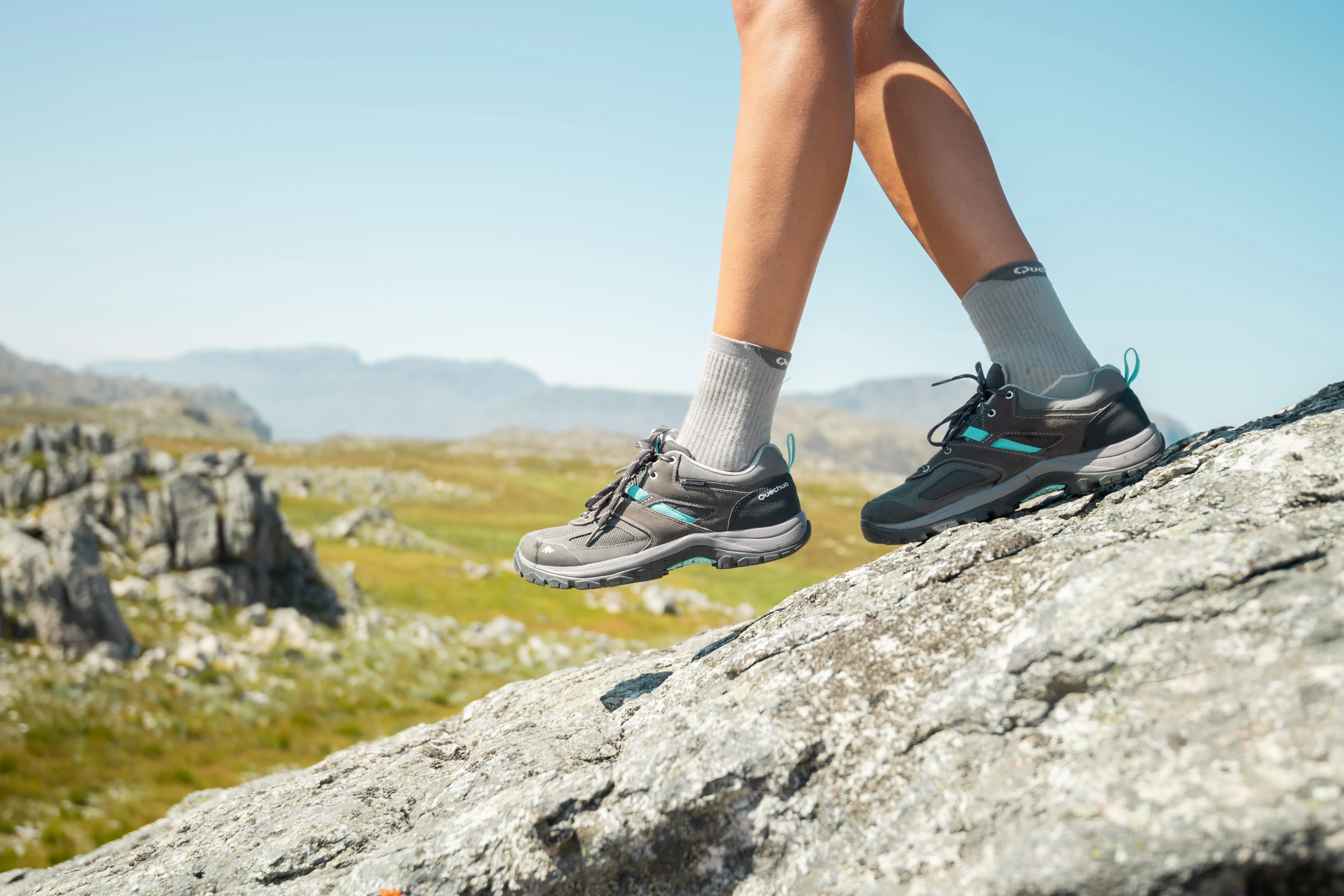 1403-women-s-waterproof-hiking-shoes-mh-100-grey-blue-1.jpg