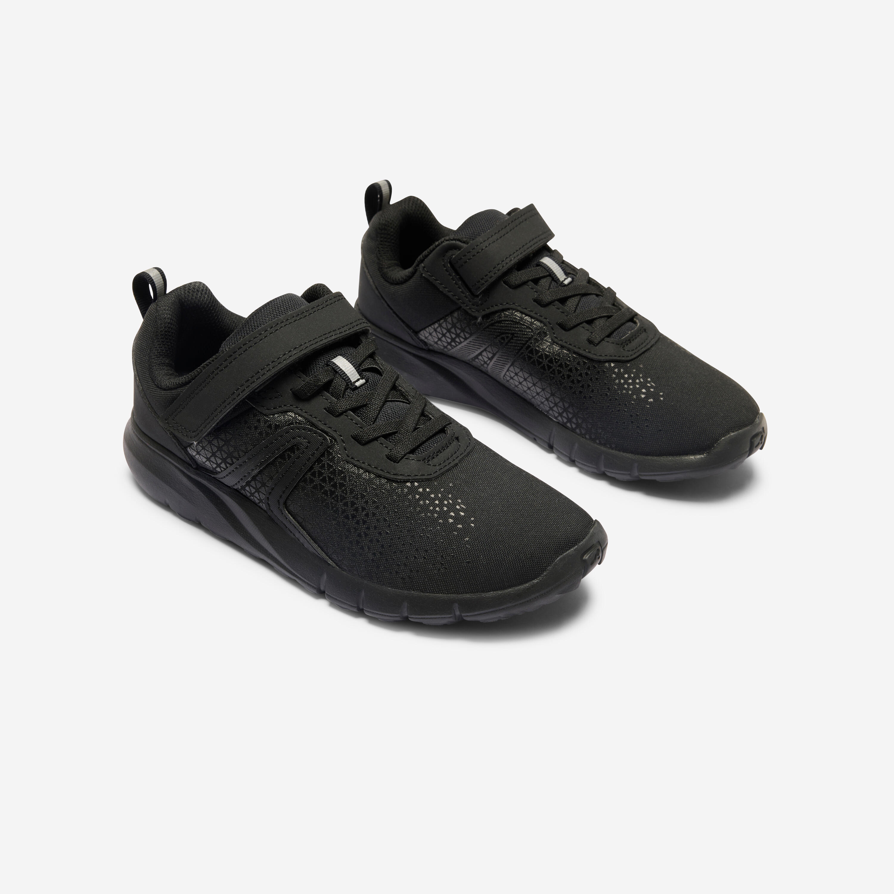 1737-kids-sports-shoes-soft-140-black-1.jpg