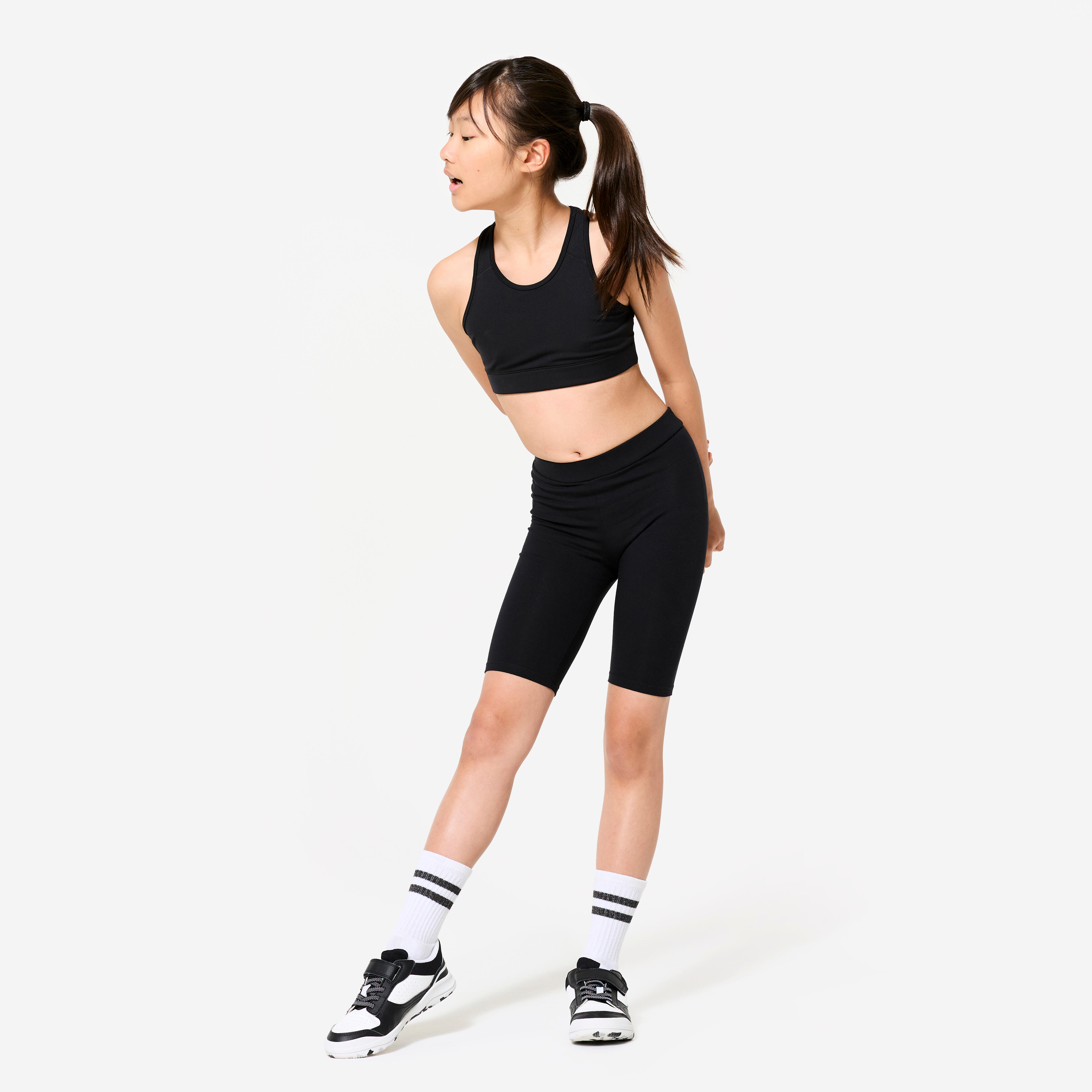 2422-s-550-breathable-sports-bra-girls-1.webp