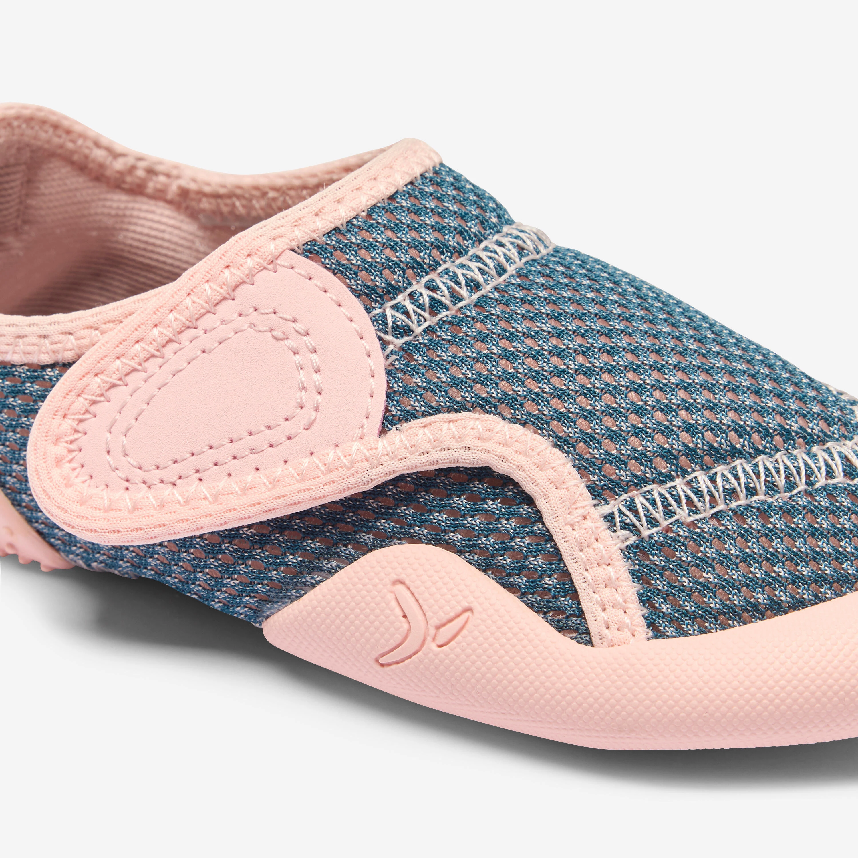 2472-kids-non-slip-booties-babylight-blue-pink-1.jpg