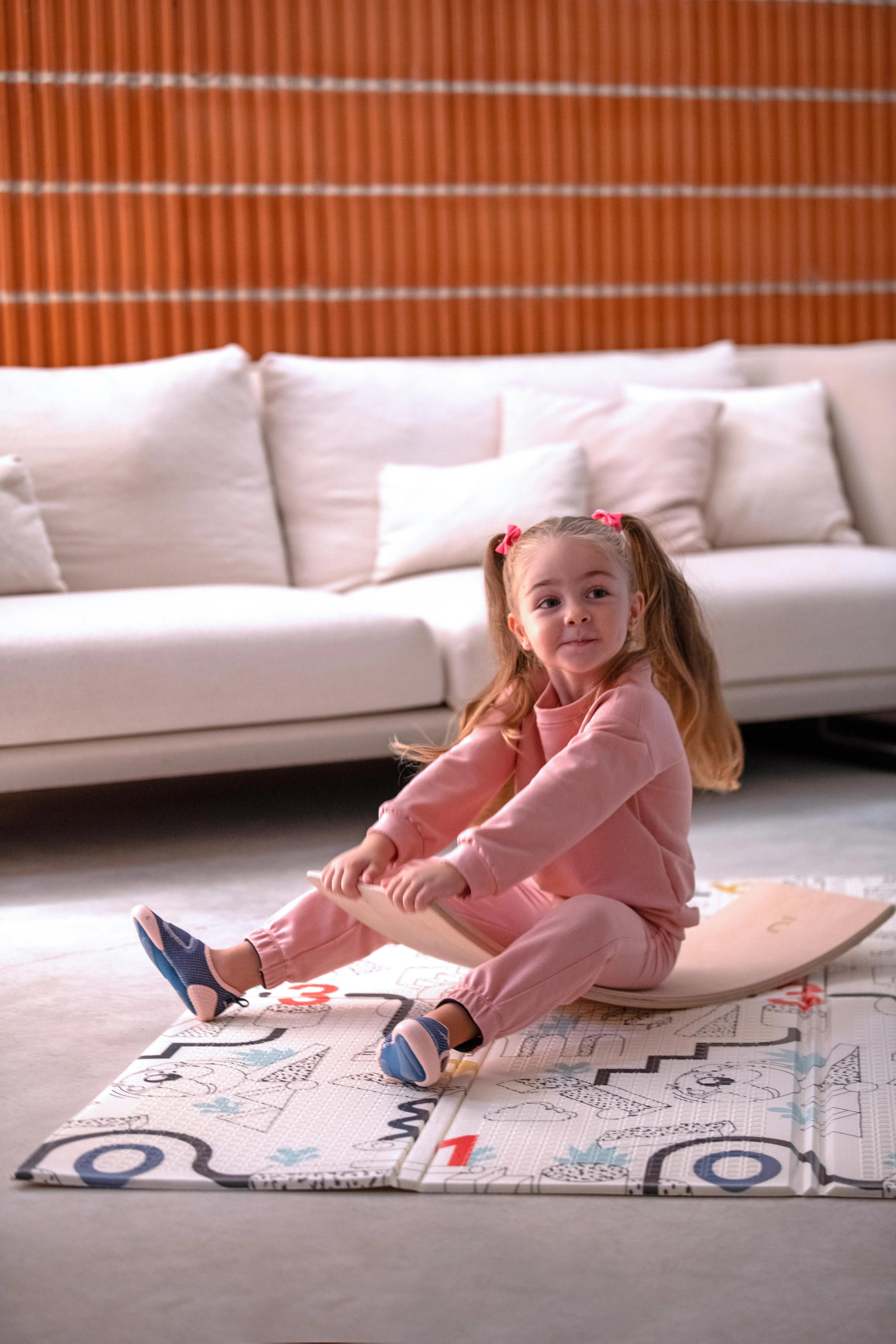 7208-kids-gym-tracksuit-pink-1.jpg