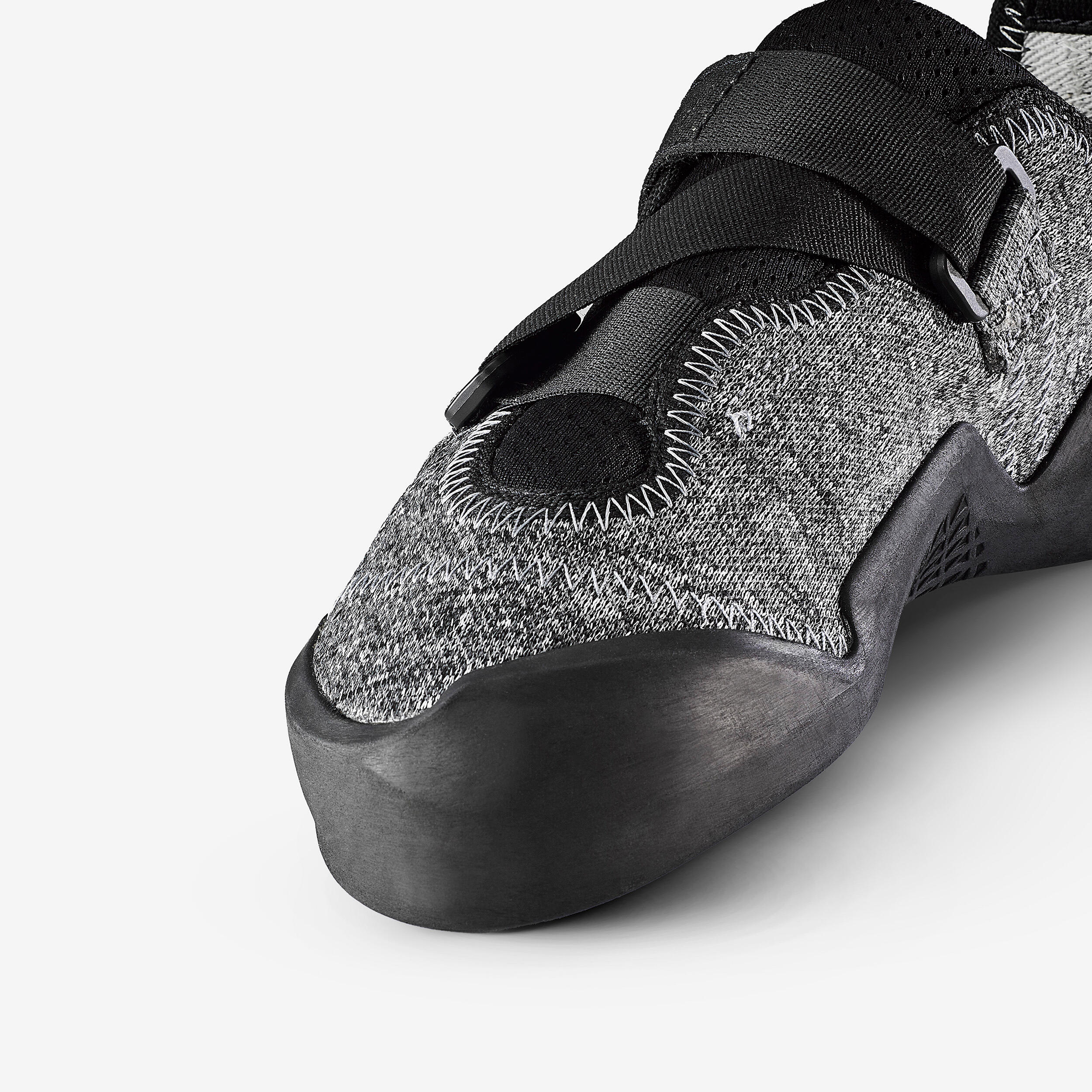 2500-climbing-shoes-first-klimb-1.jpg