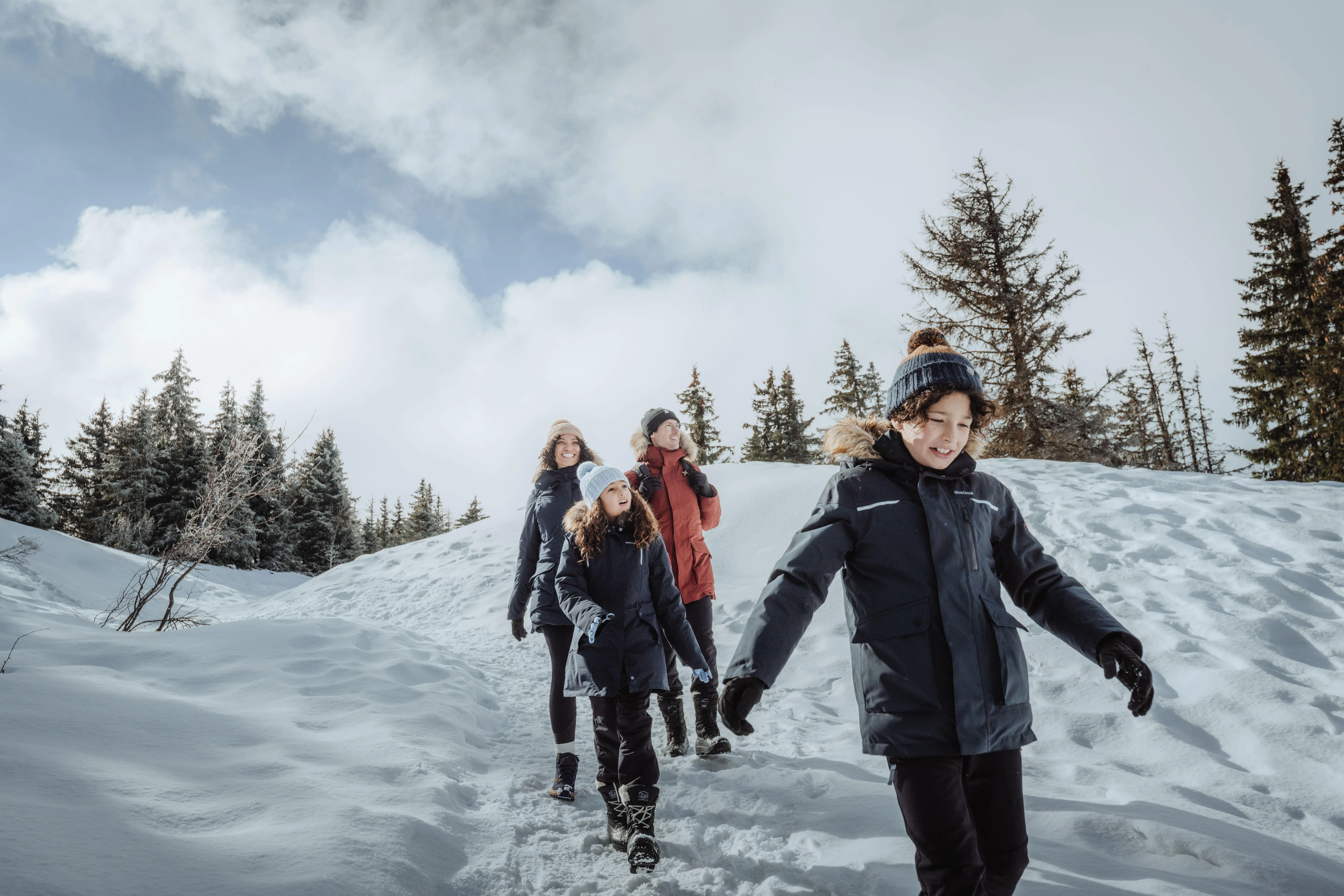 2796-kids-warm-and-waterproof-winter-parka-nh-900-age-7-15-1.jpg