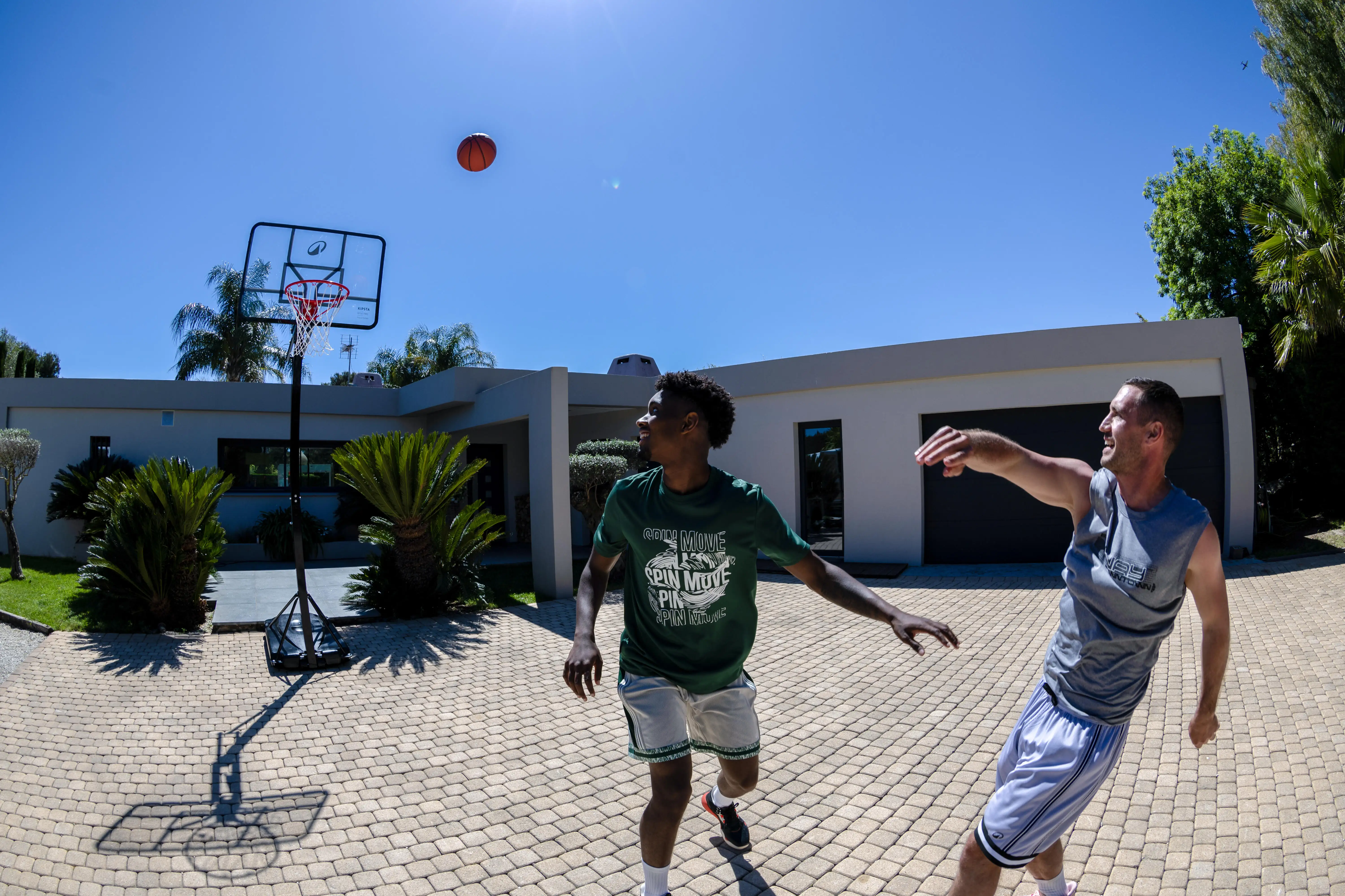 2903-7-heights-basketball-hoop-b-700-pro-1.jpg