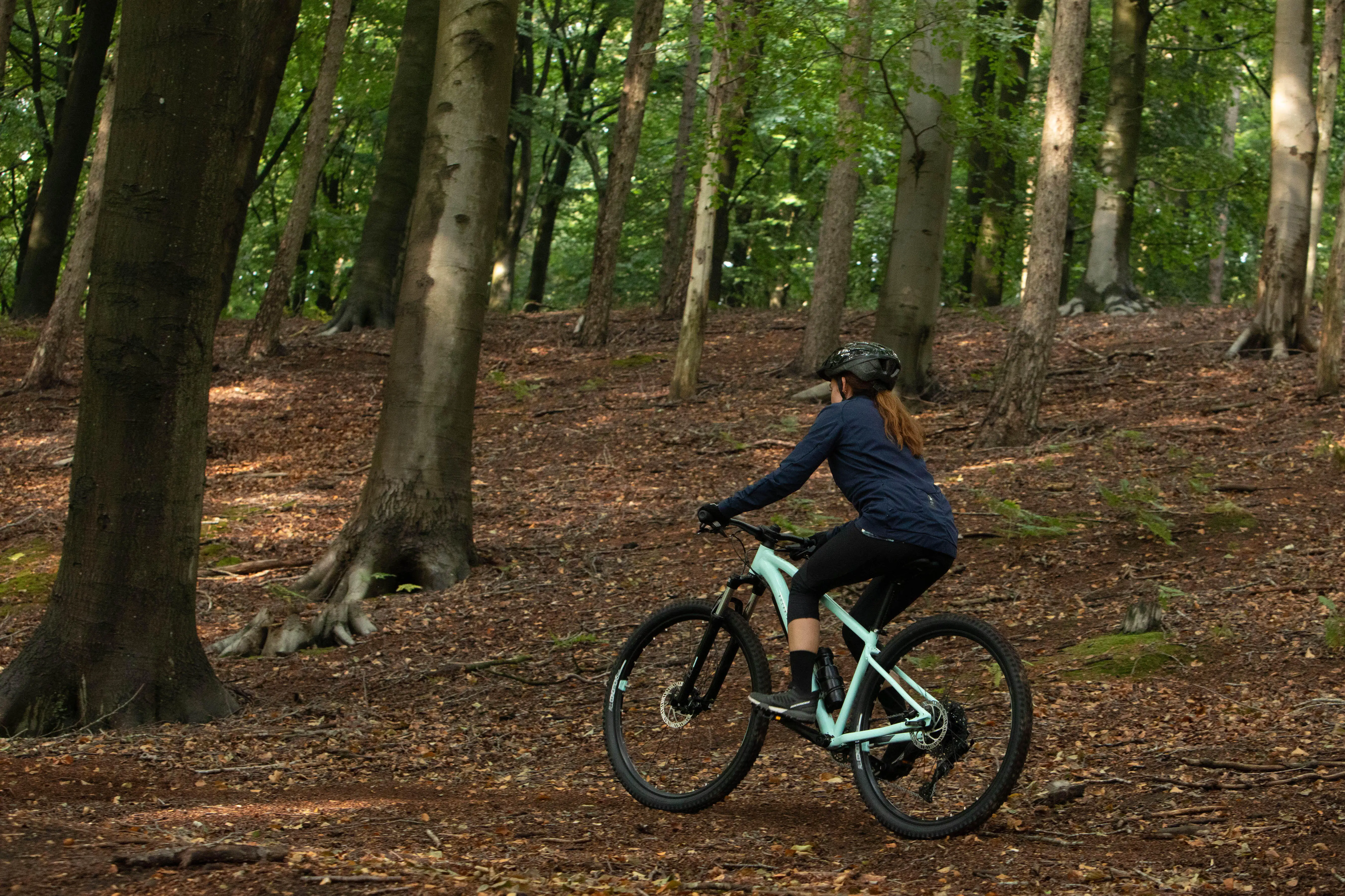 2911-mountain-bike-helmet-expl-50-black-1.jpg