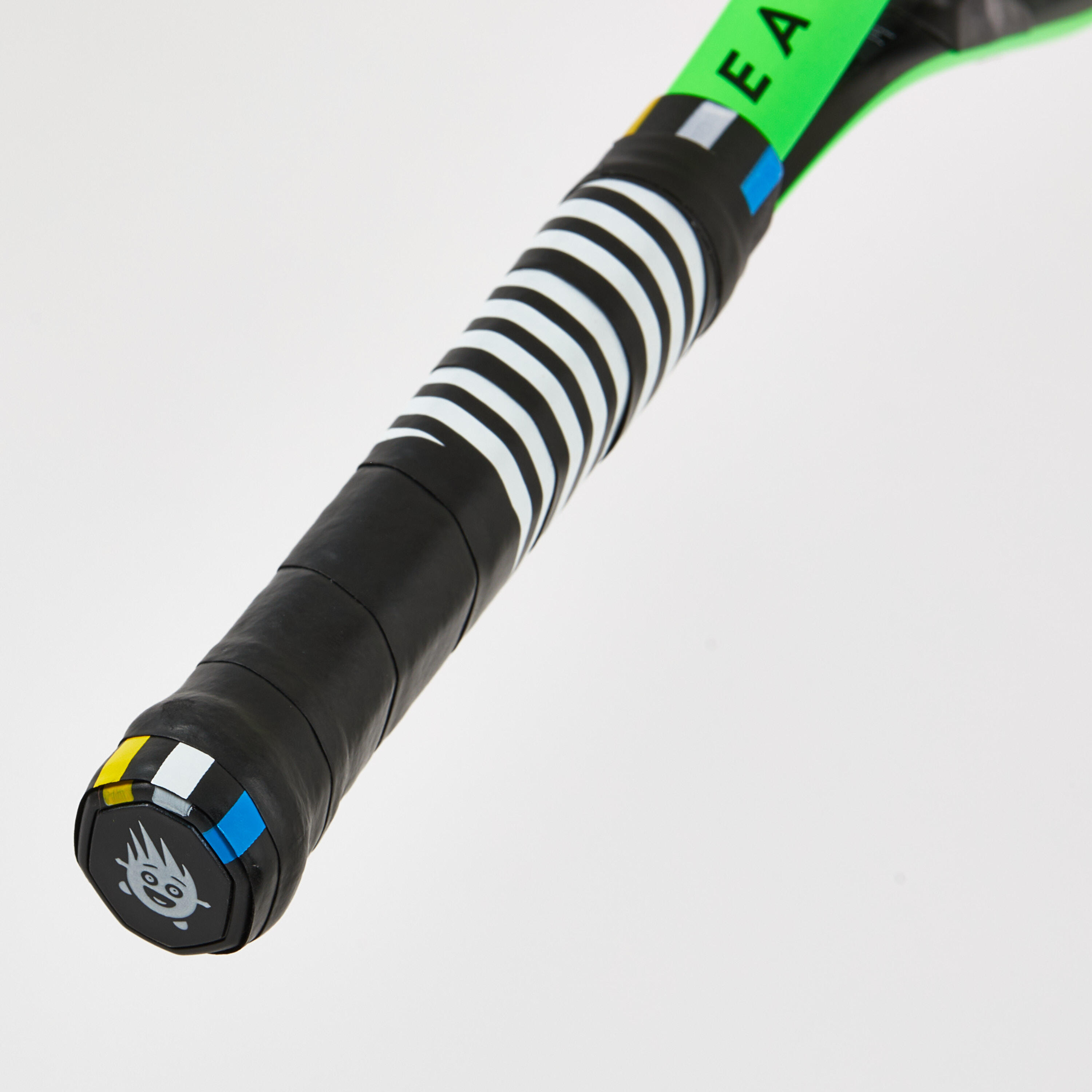 3000-kids-x27-tennis-racket-219g-tr-130-green-1.jpg