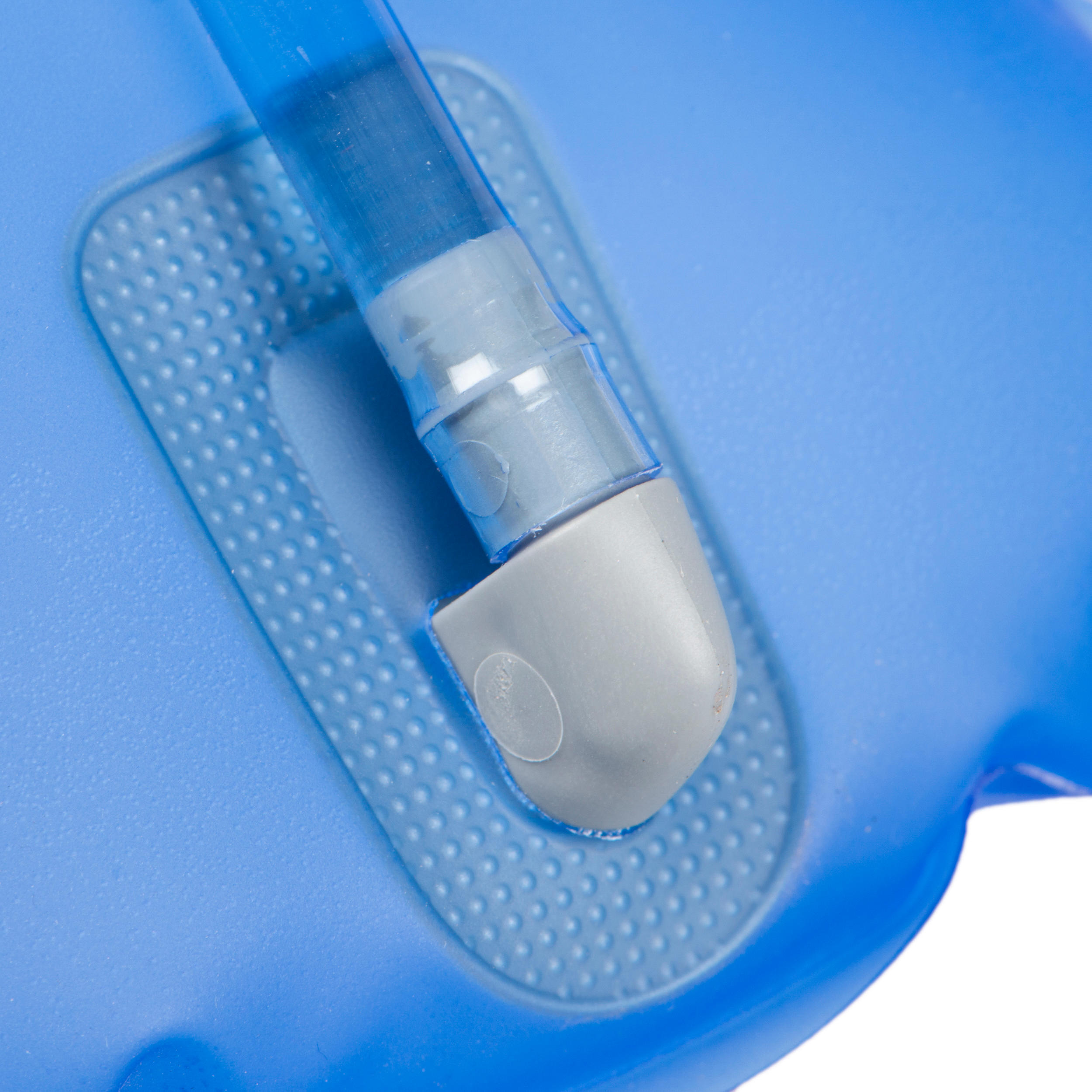 4702-2-l-mtb-hydration-bladder-blue-clear-1.jpg