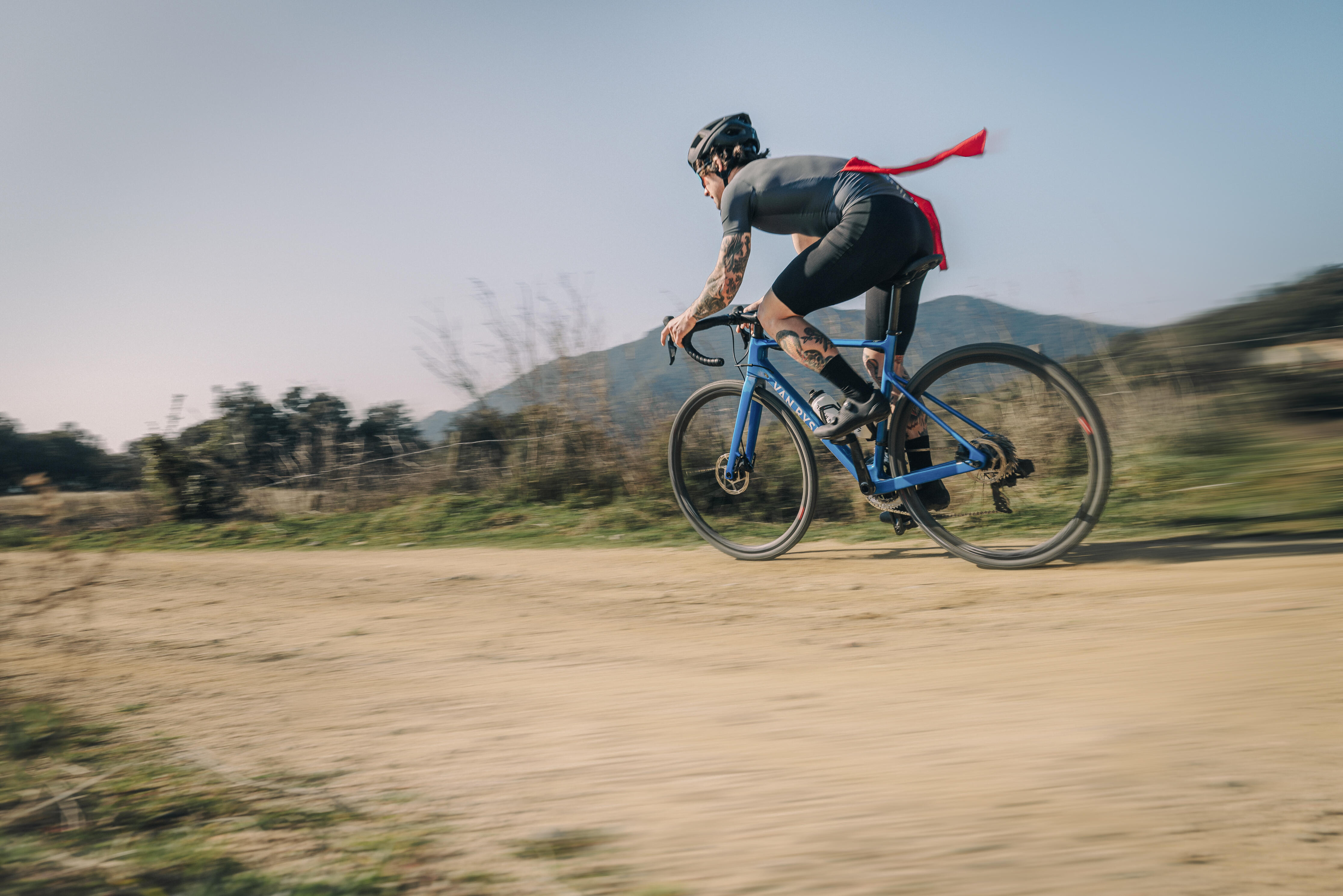 9750-carbon-road-bike-neo-racer-shimano-tiagra-1.jpg