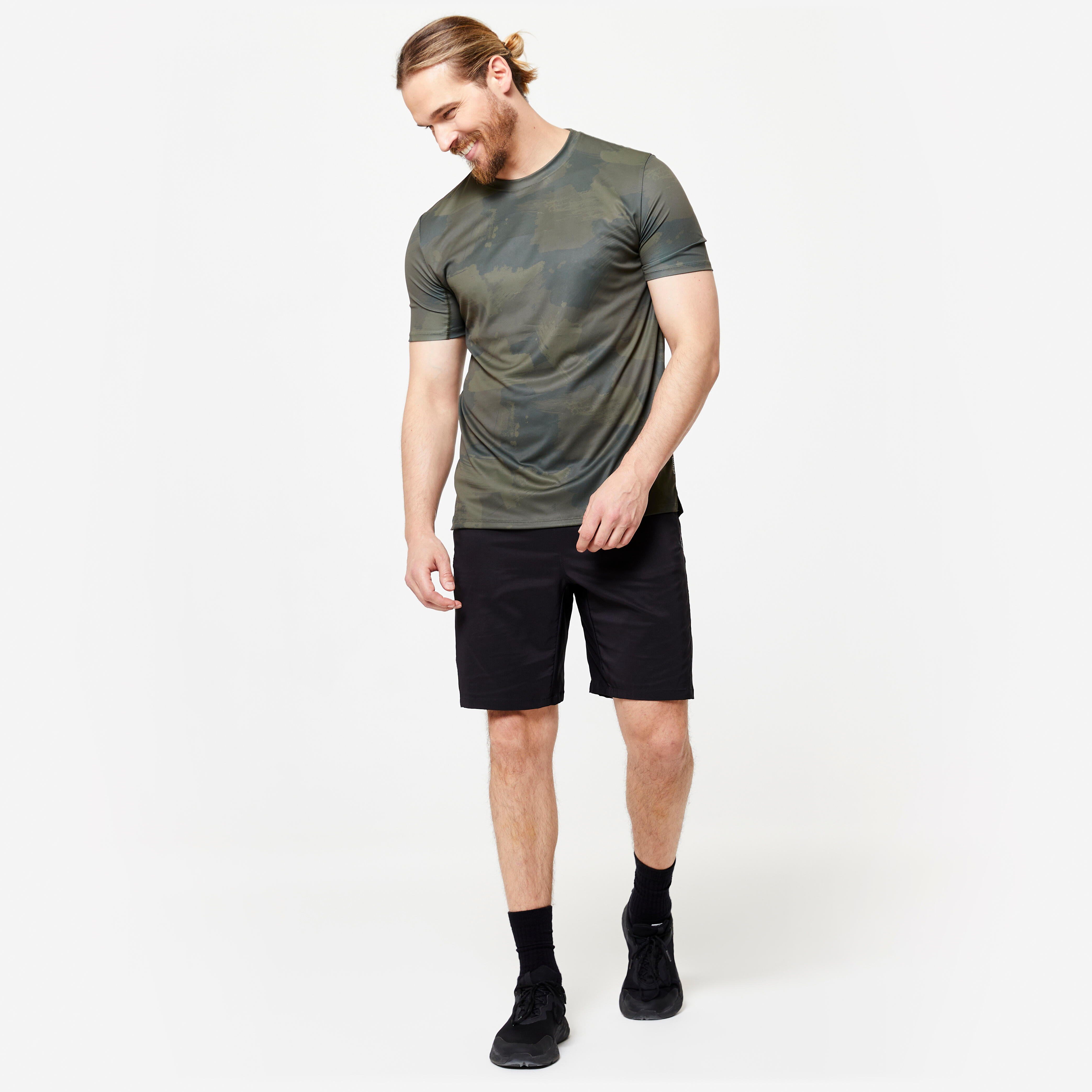 Men's Breathable Fitness Shorts with Zip Pockets, 120