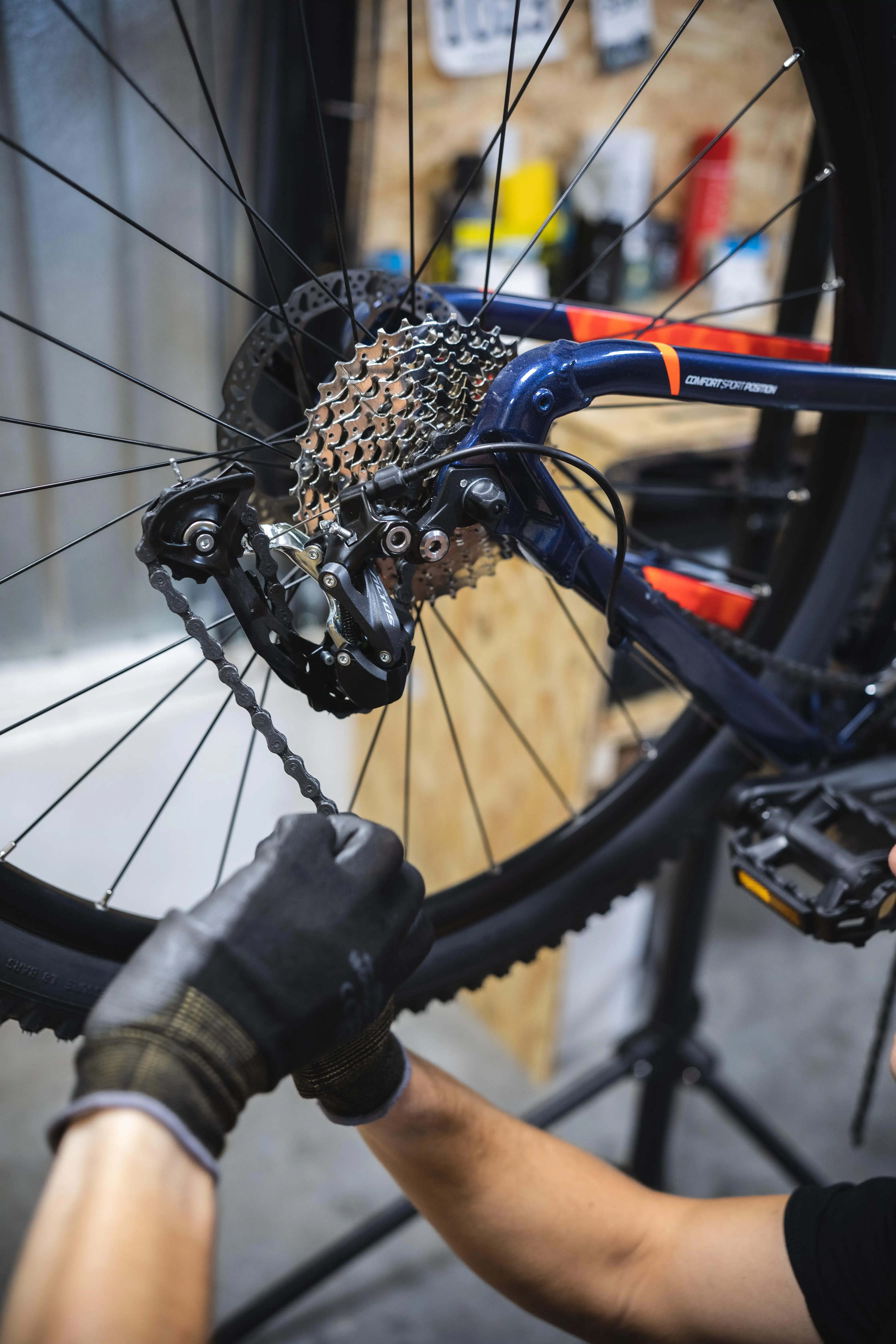 3854-10-speed-bike-chain-1.jpg