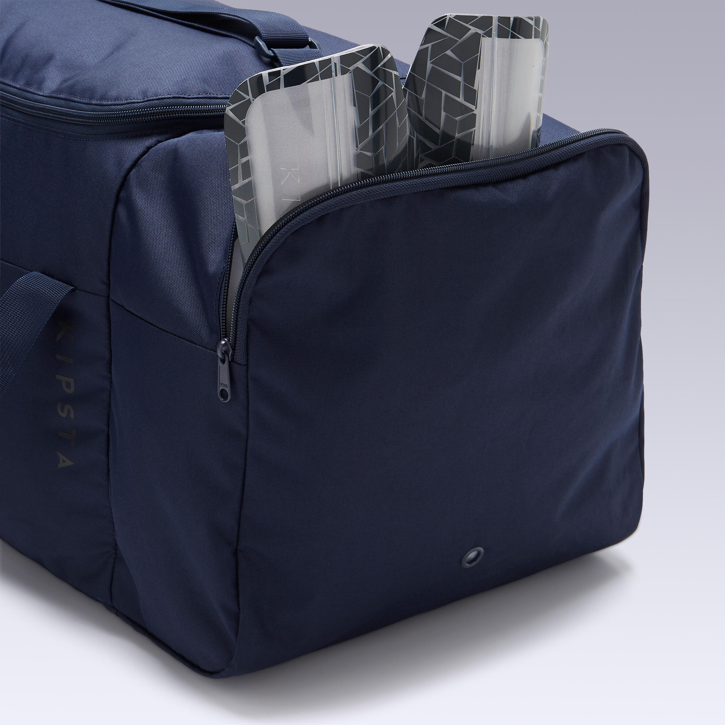 3947-75-l-soccer-bag-essential-1.jpg