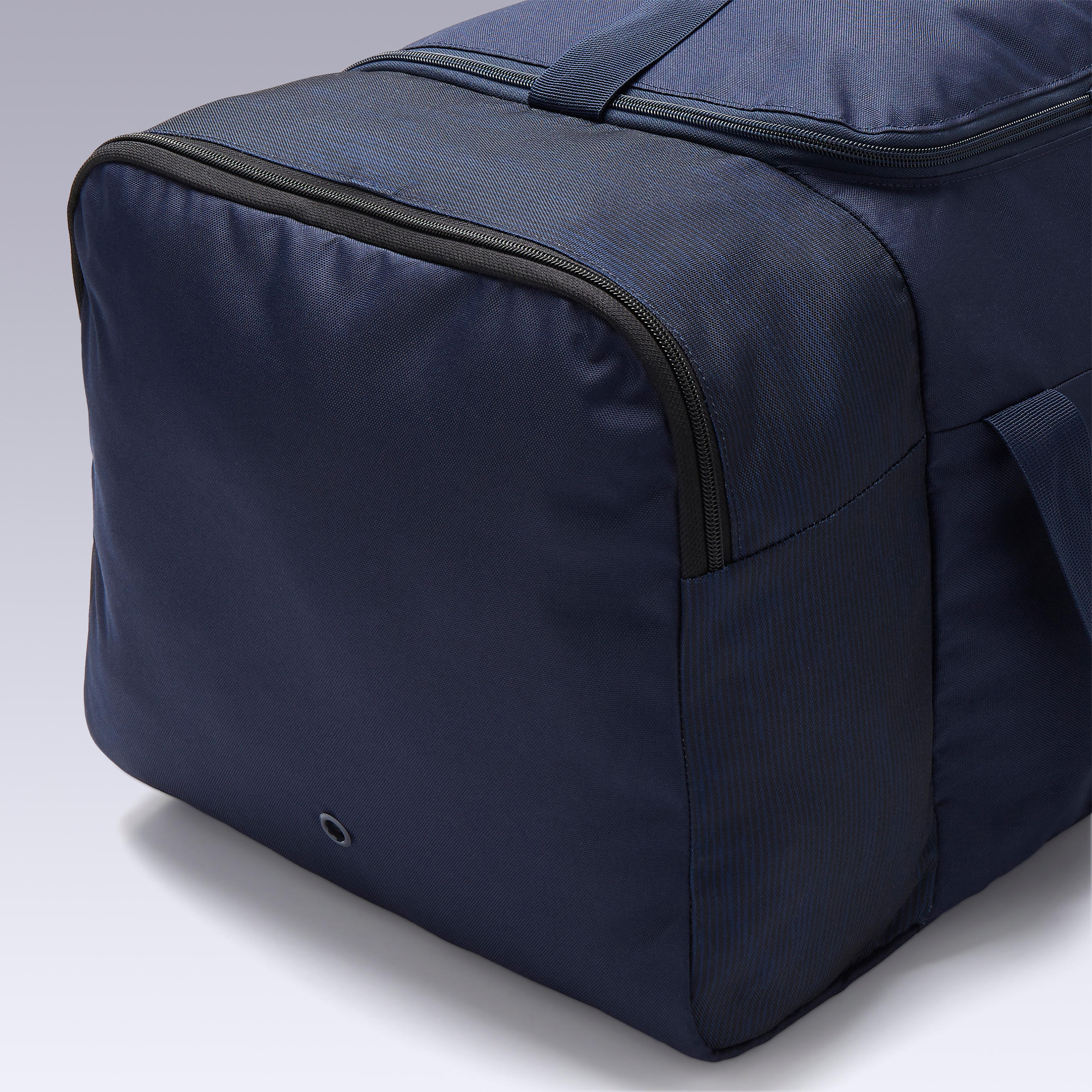 3947-75-l-soccer-bag-essential-1.jpg