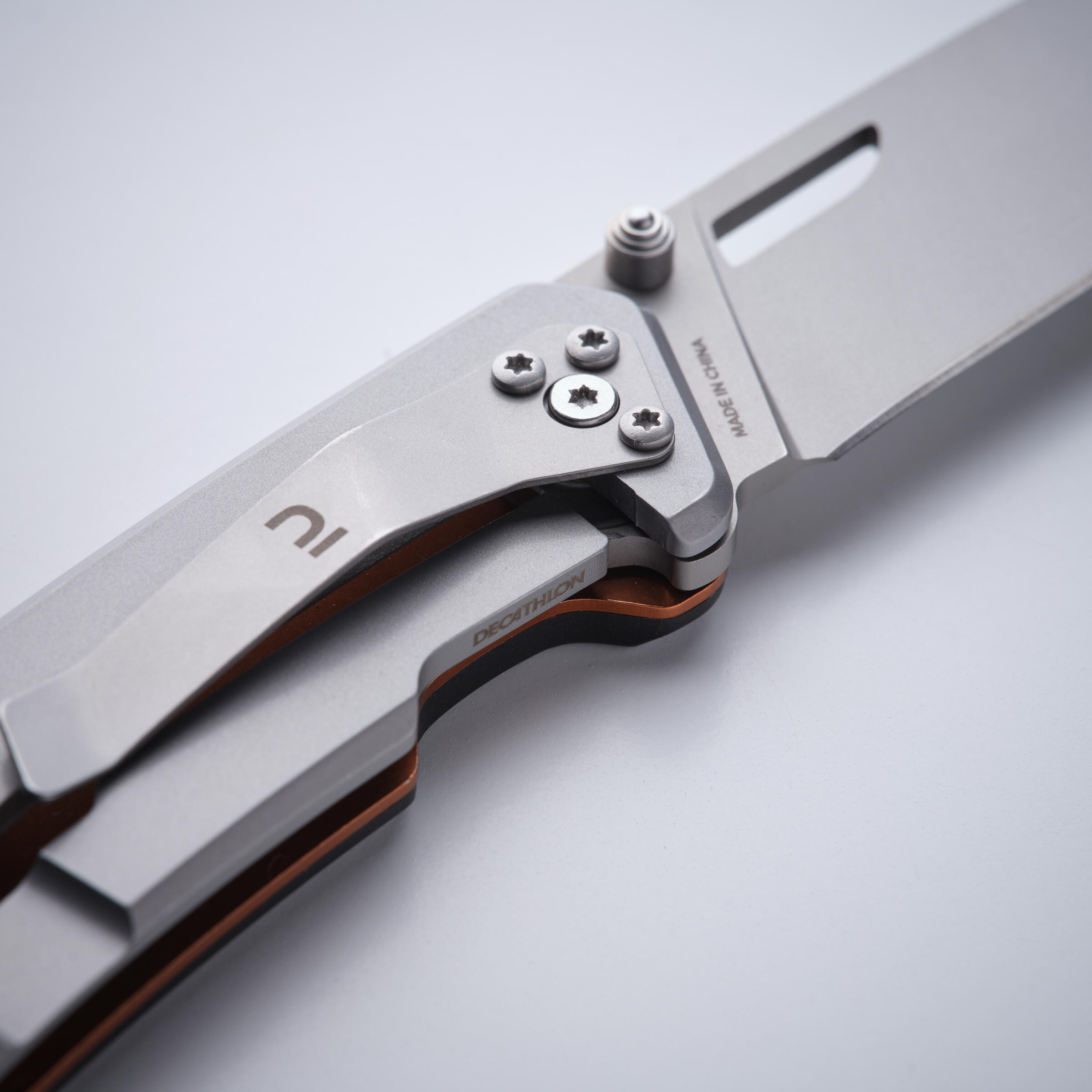 4029-hunting-axis-85-folding-knife-v2-black-grip-1.jpg