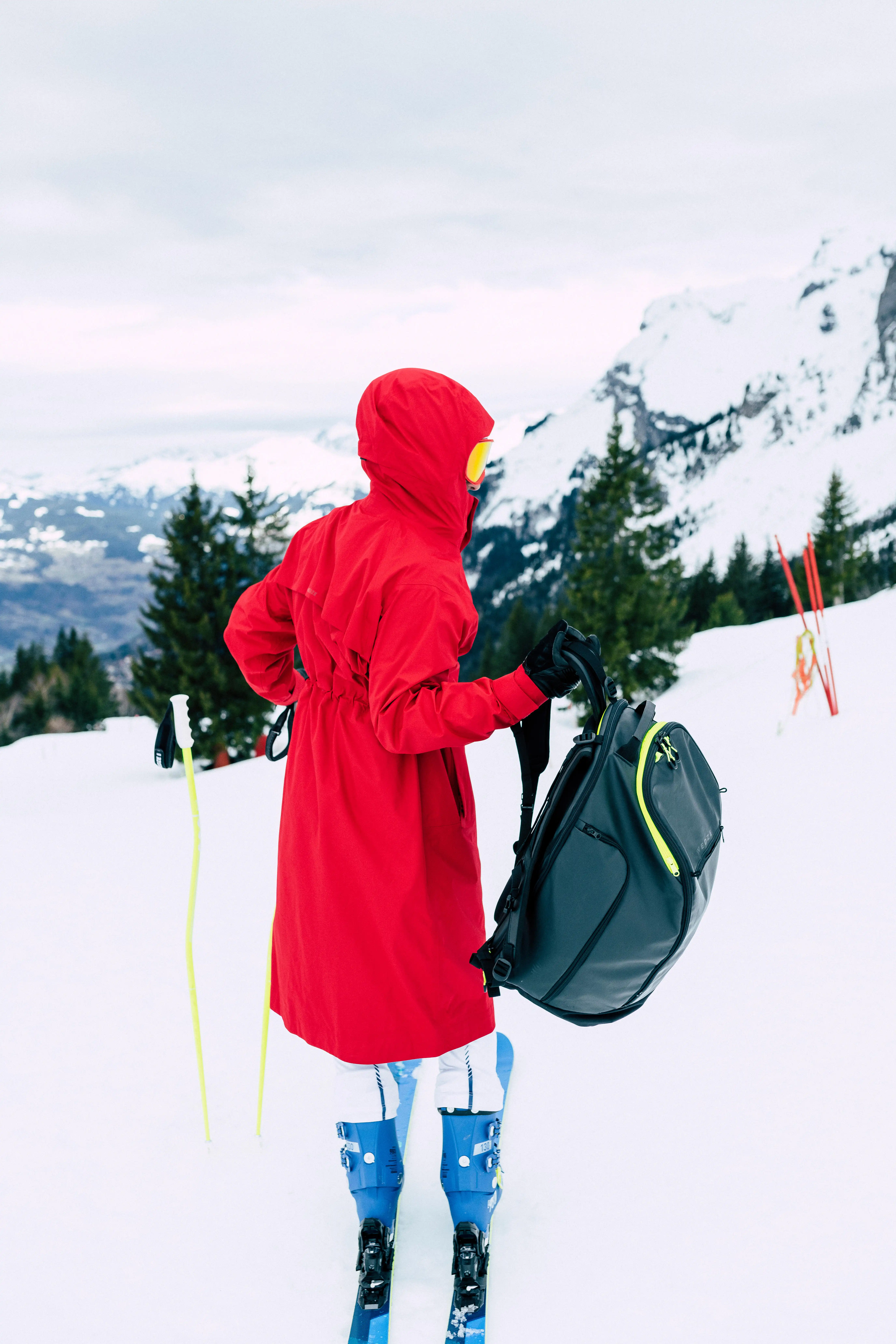 4215-60-l-ski-backpack-980-black-1.jpg